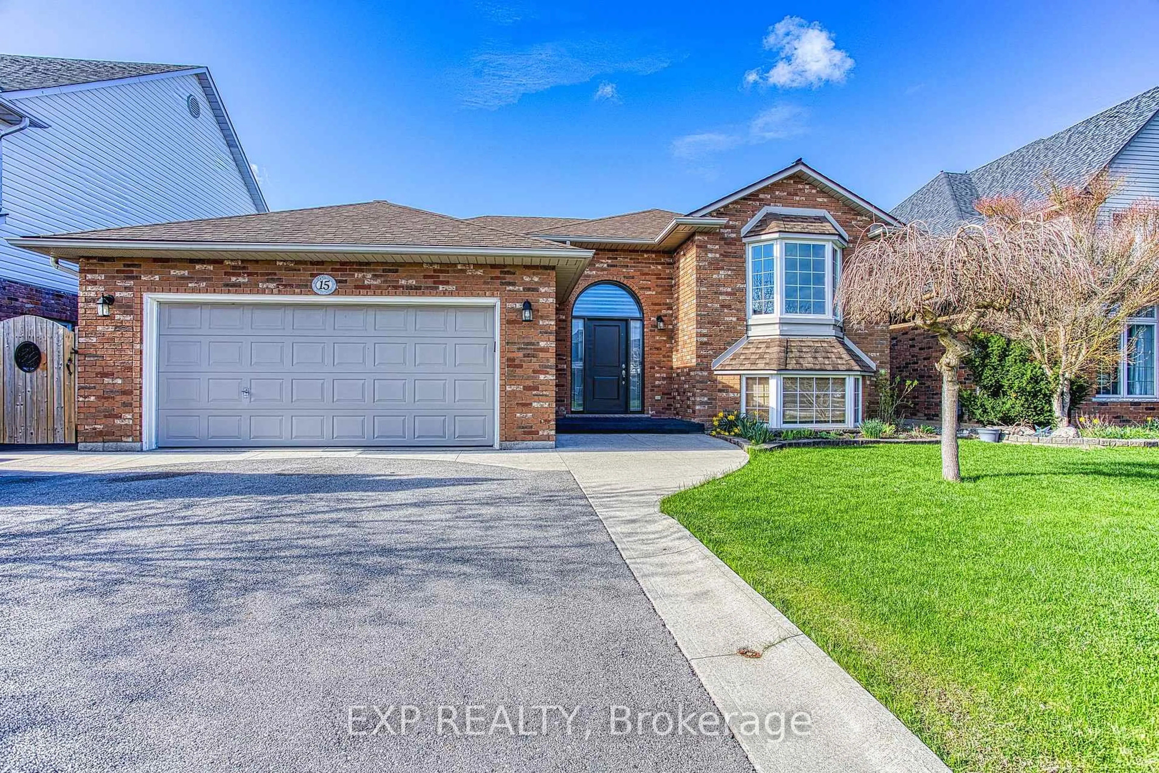 Home with brick exterior material, street for 15 Las Rd, West Lincoln Ontario L0R 2A0