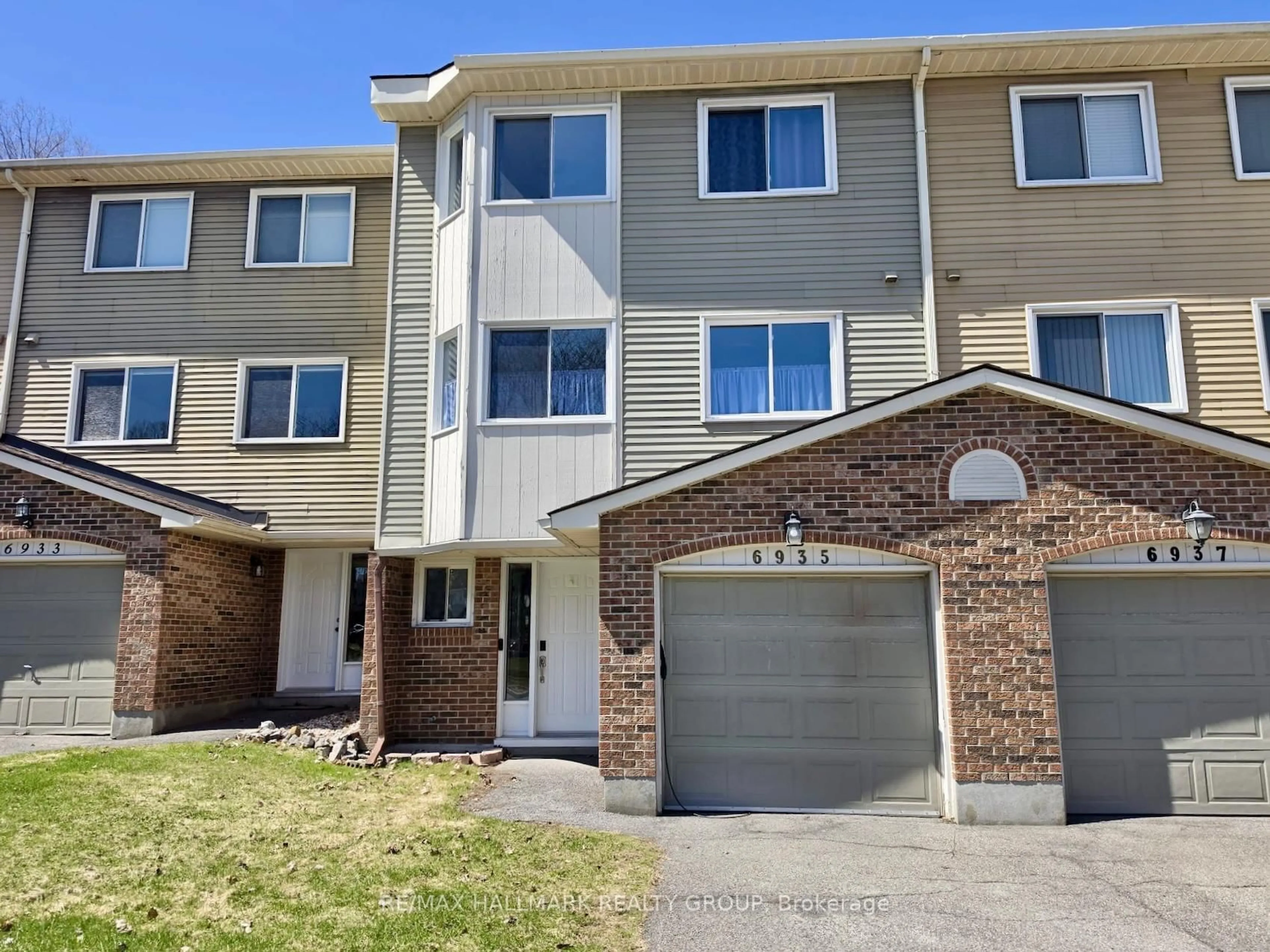 Unknown for 6935 Du Bois Ave, Ottawa Ontario K1C 5L4