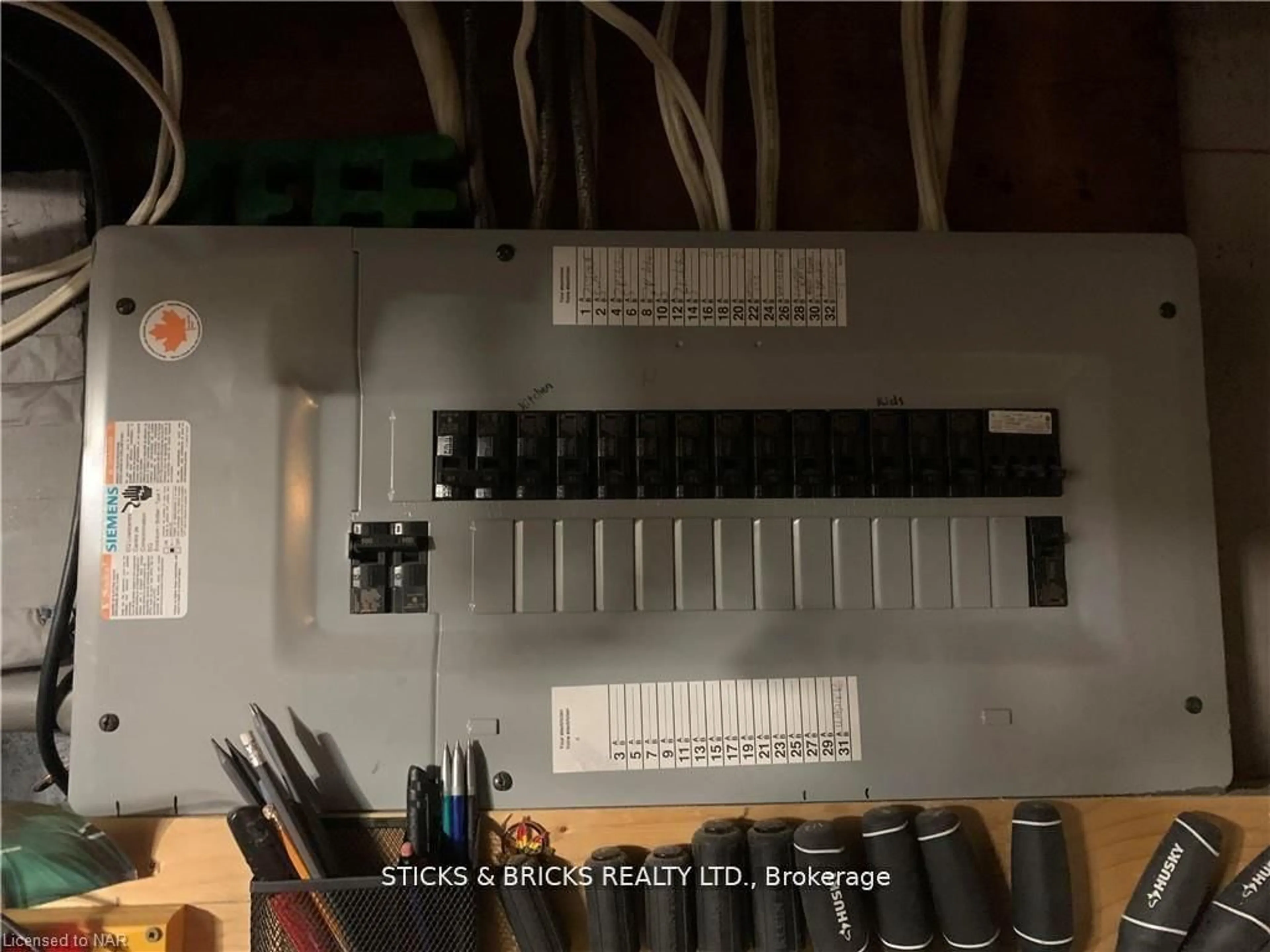 A pic of a room for 6767 Thorold Stone Rd #21, Niagara Falls Ontario L2J 3W9