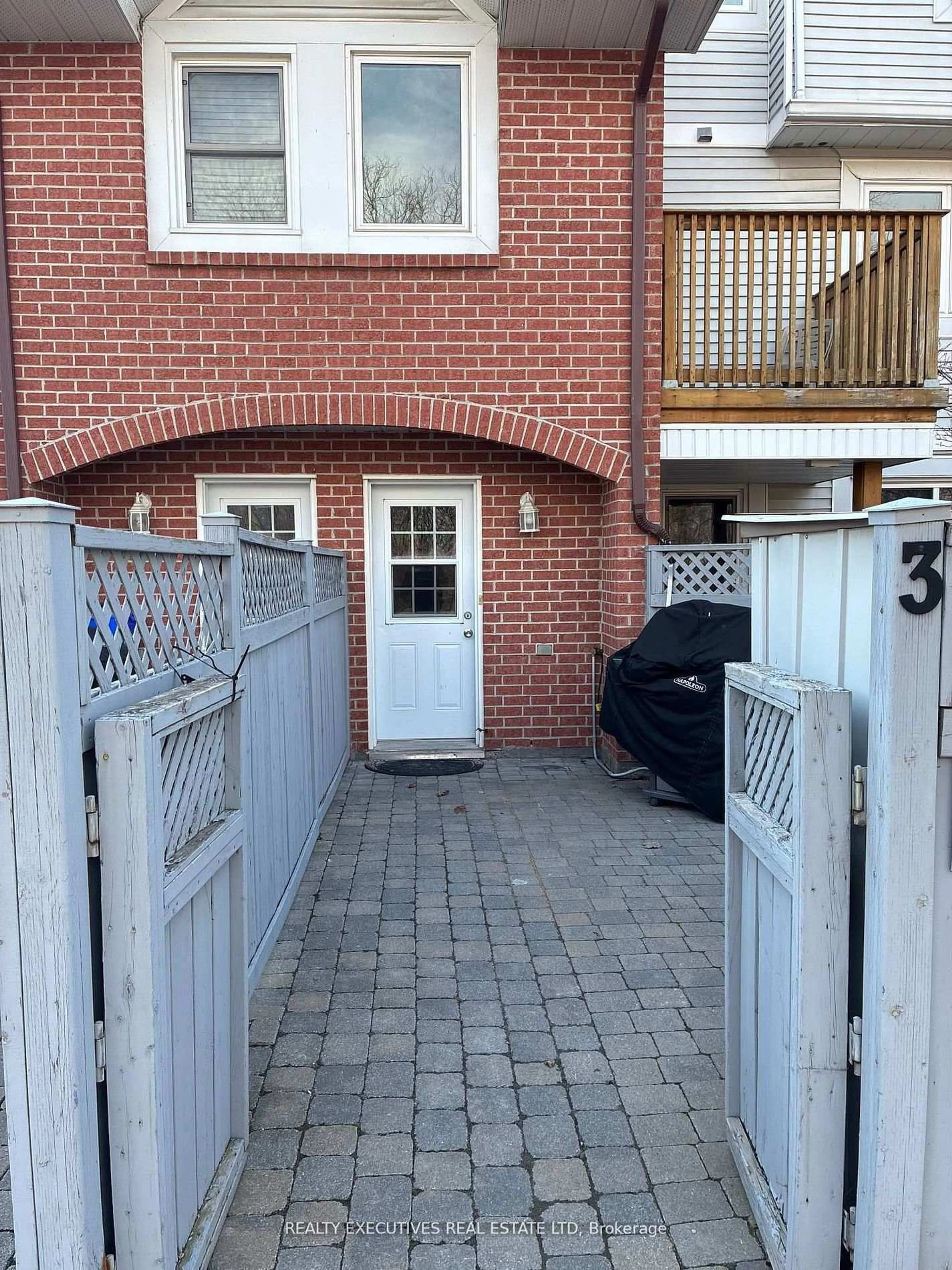 Unknown for 315 Mullett St #3, Carleton Place Ontario K7C 4J6