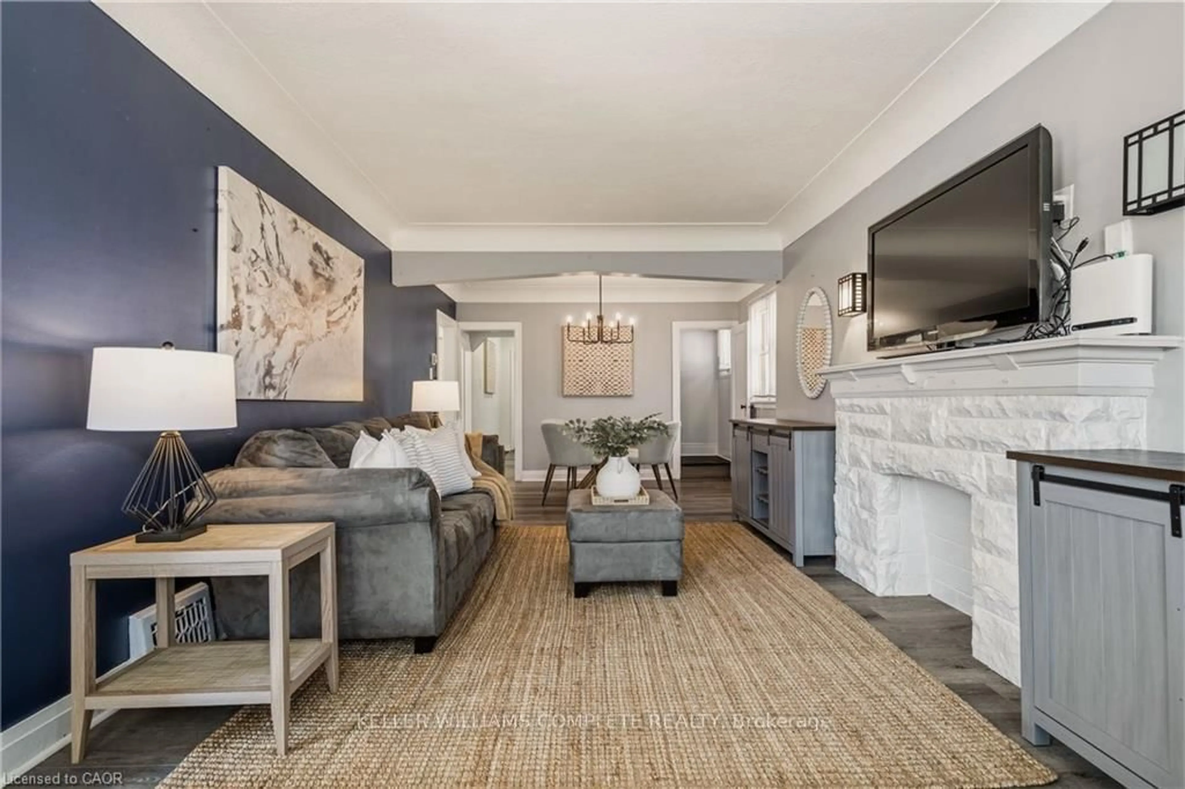 Living room with furniture, unknown for 148 Huxley Ave, Hamilton Ontario L8K 2R1