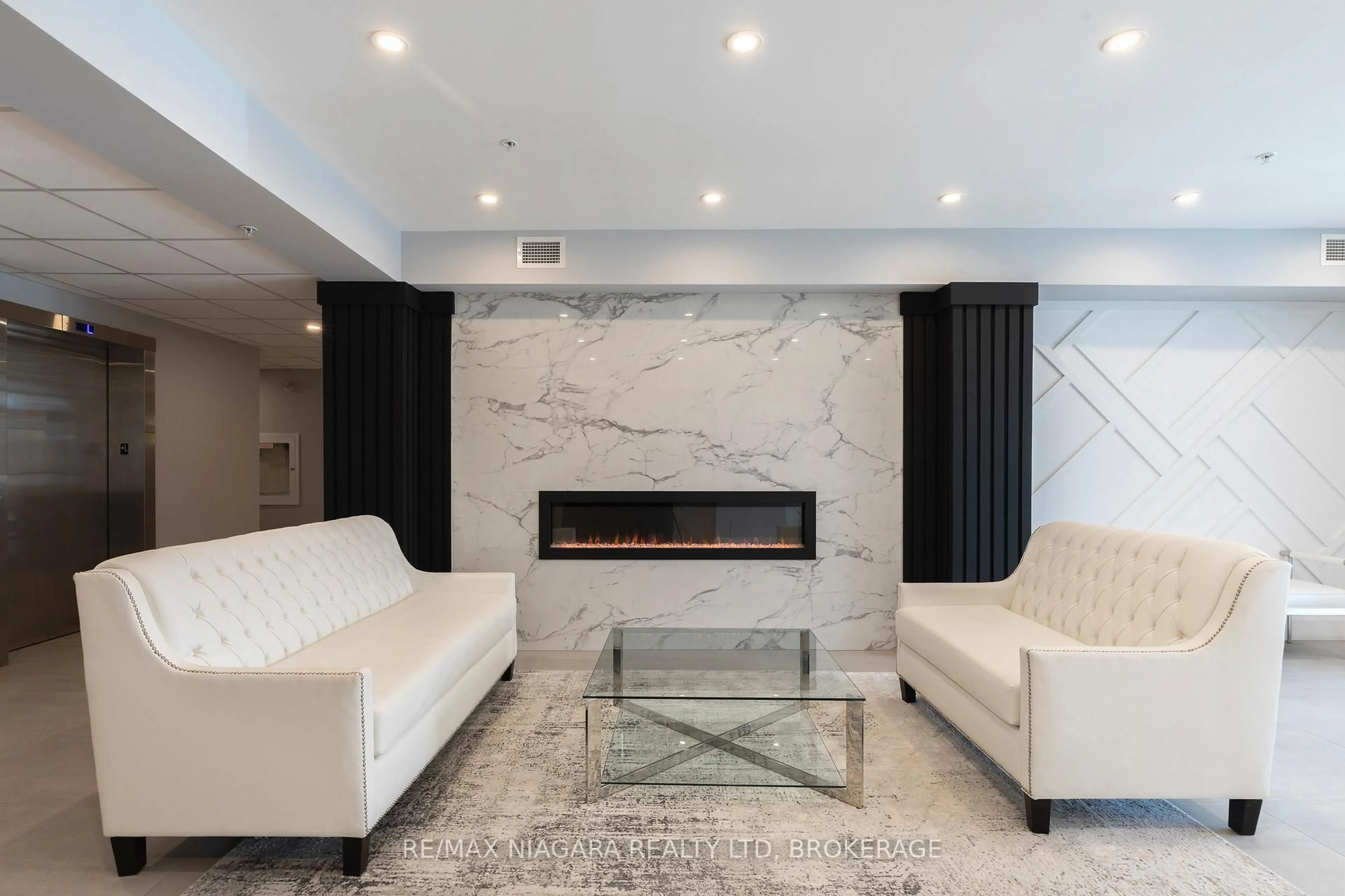 Lobby for 120 Springvalley Cres #208, Hamilton Ontario L9C 0G2