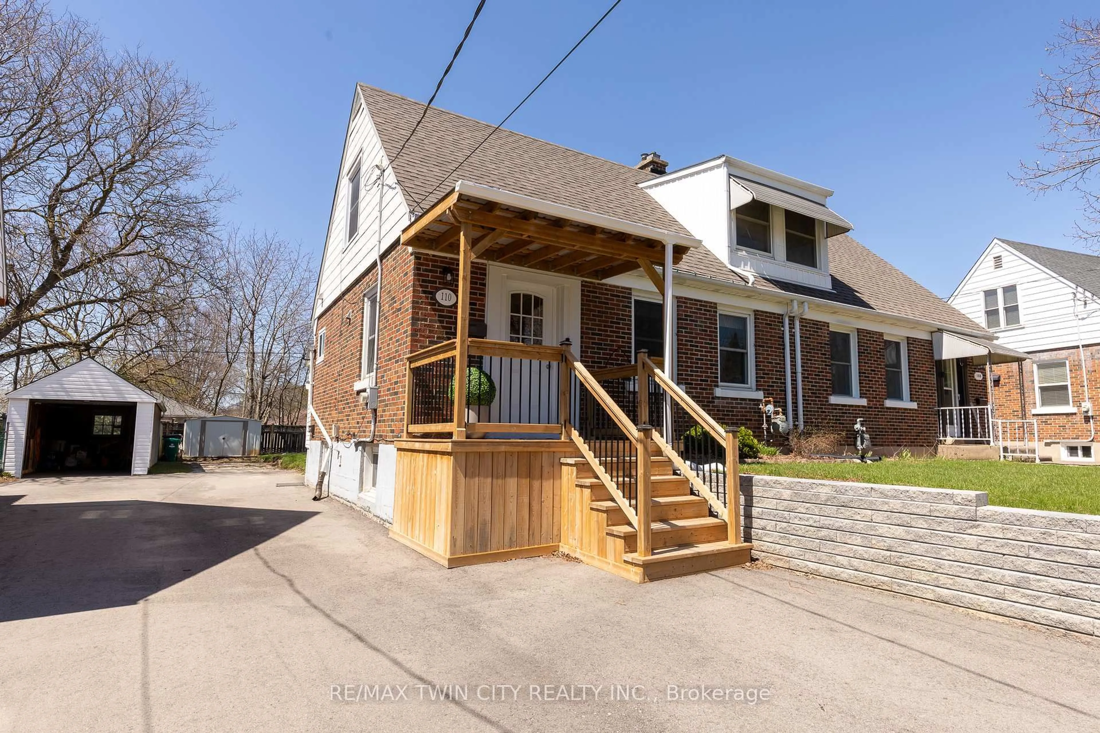 Unknown for 110 Lorne Cres, Kitchener Ontario N2M 3Y5