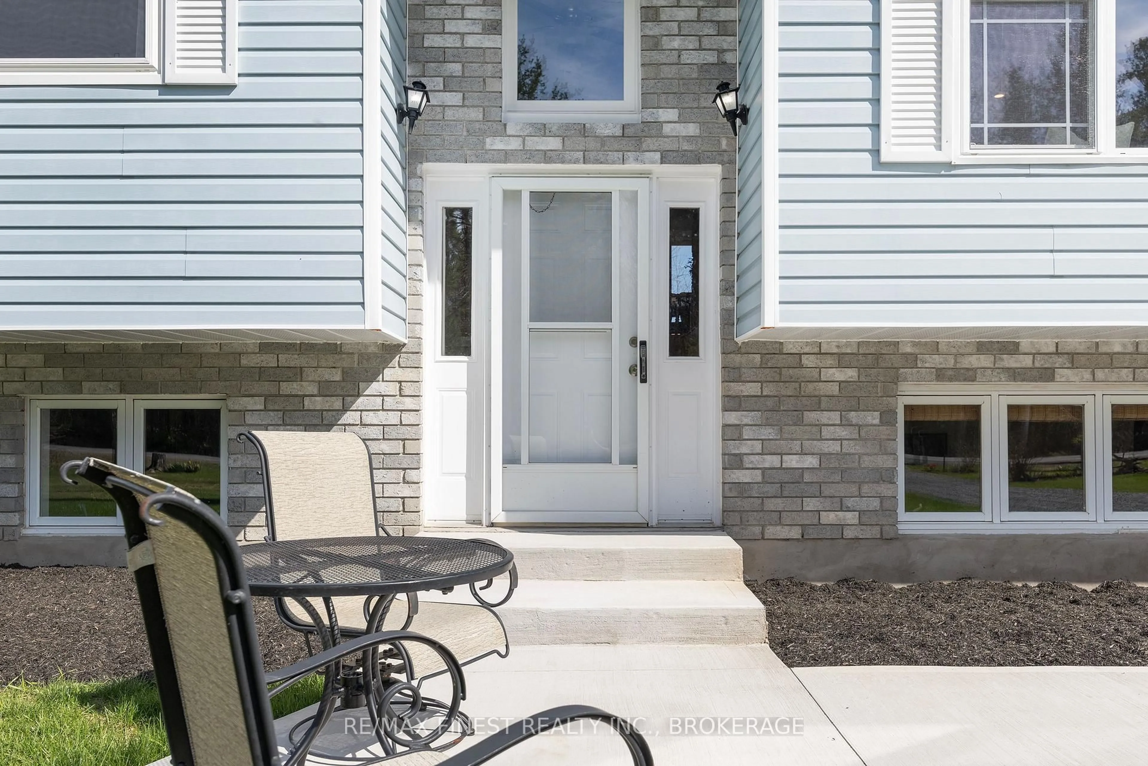 Unknown for 3647 Quinn Rd, Harrowsmith Ontario K0H 1V0