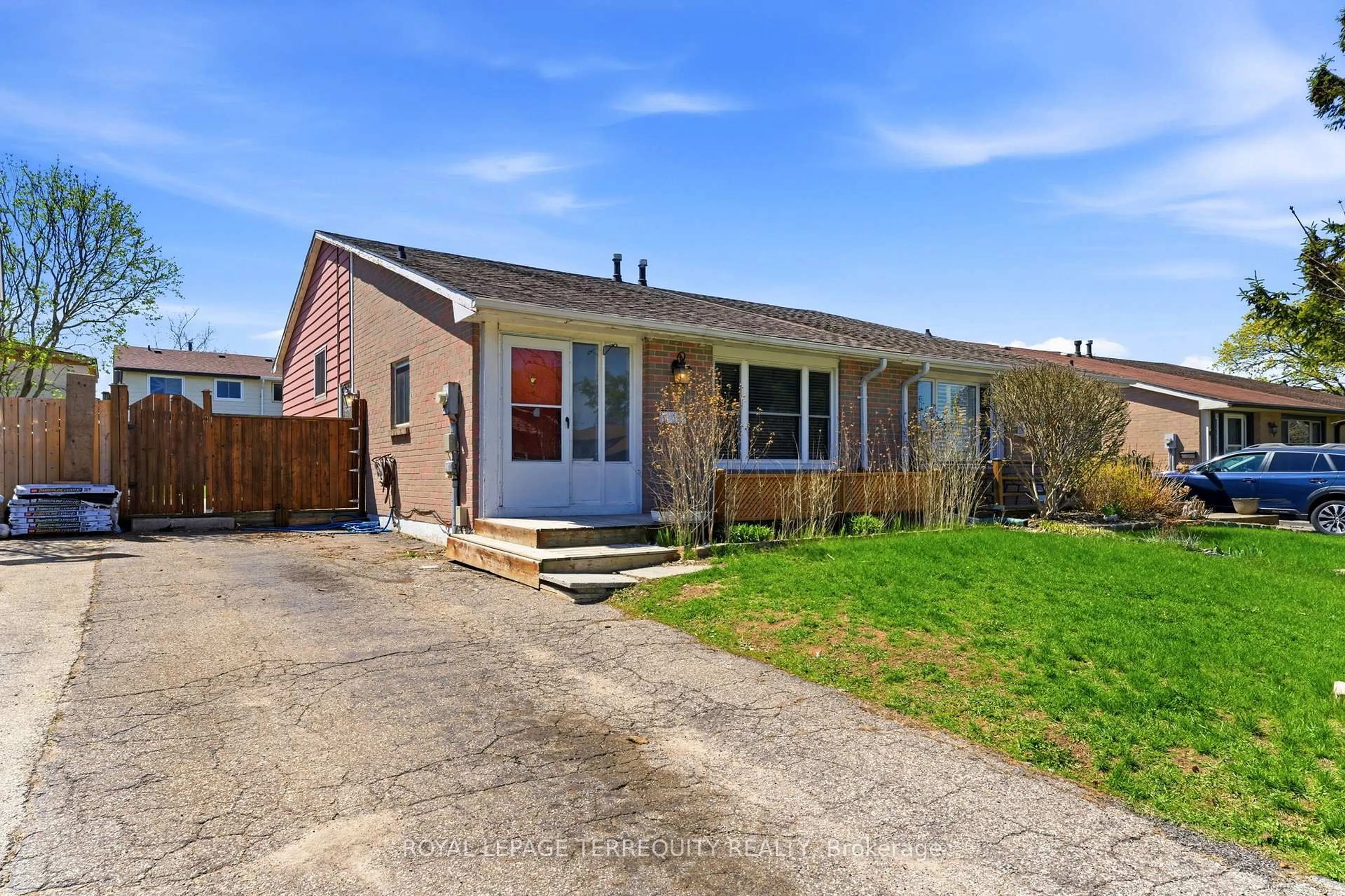 Home with brick exterior material, street for 12 Roman Cres, Brantford Ontario N3V 1A3