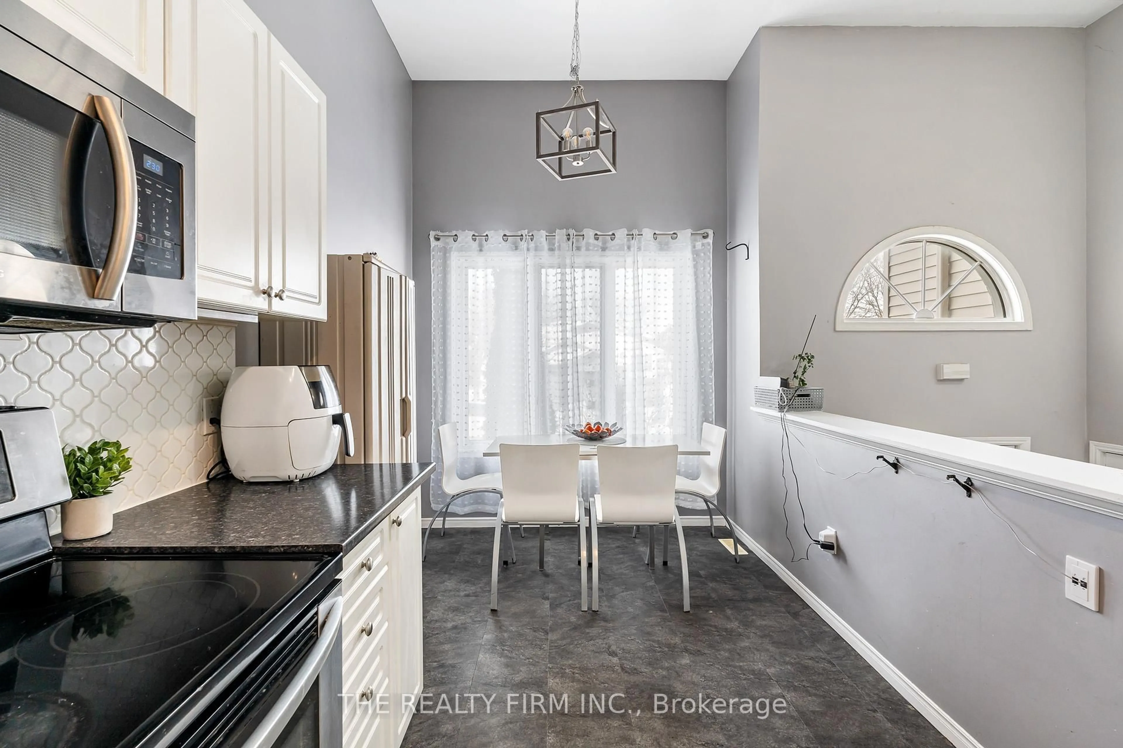 Contemporary kitchen, ceramic/tile floor for 79 Sunrise Cres, London East Ontario N5V 4V8
