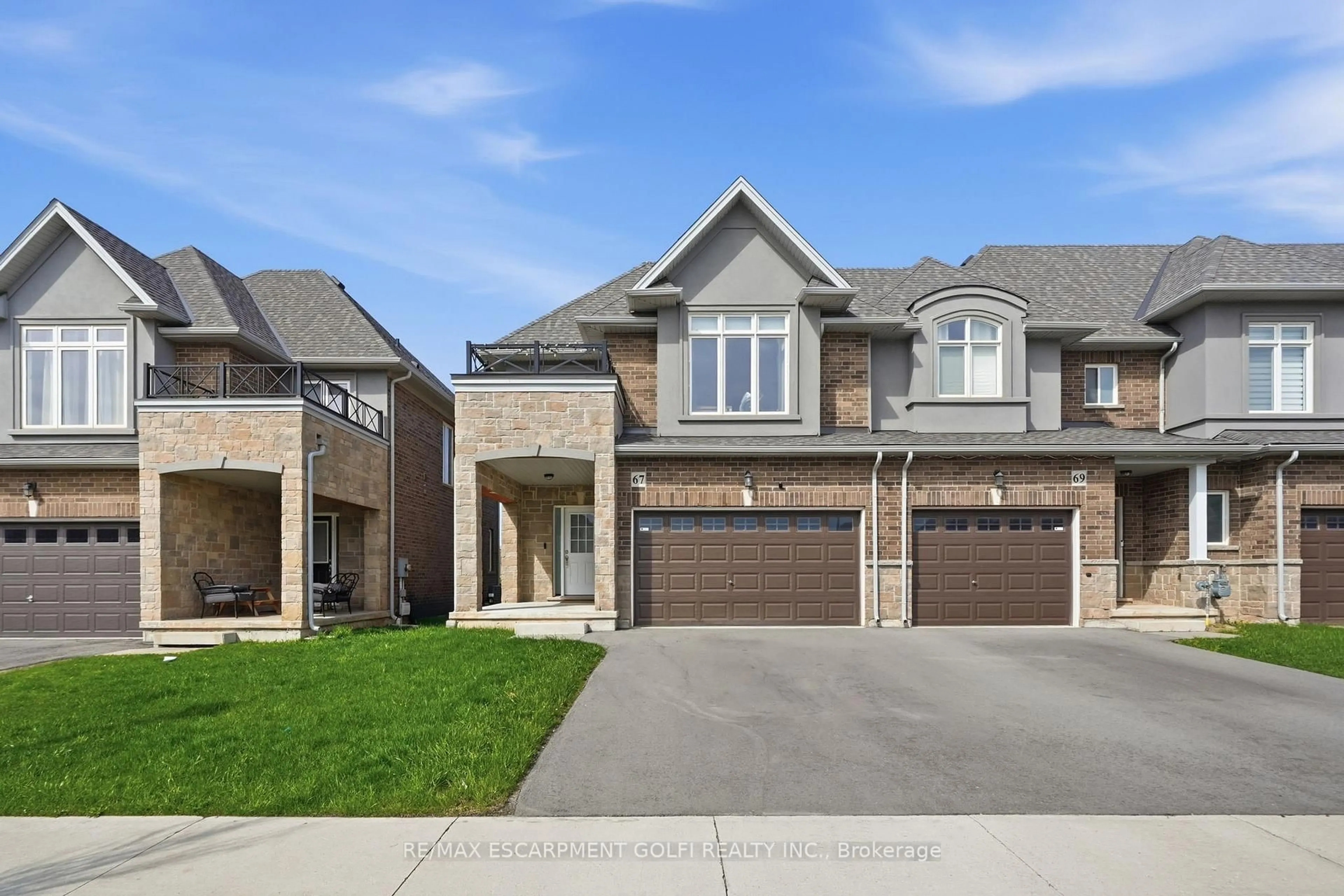 Home with brick exterior material, street for 67 Pinot Cres, Hamilton Ontario L8E 0J9