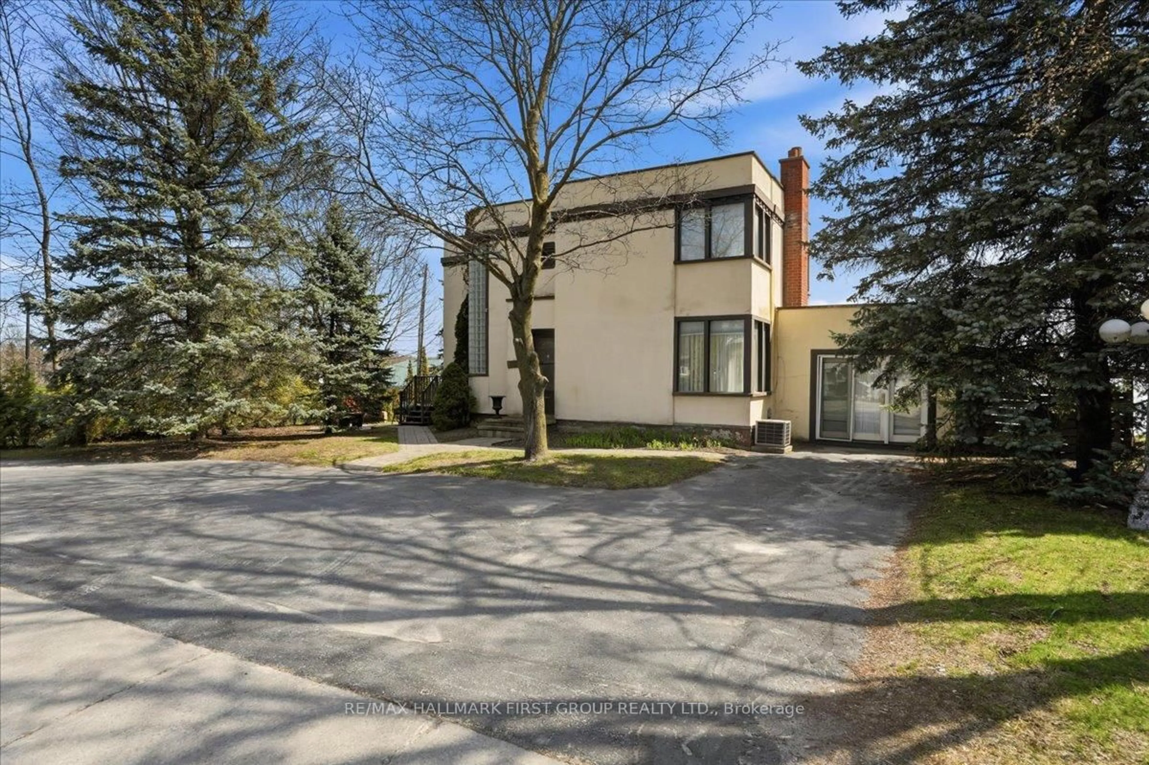 Home with brick exterior material, street for 139 Victoria St, Tweed Ontario K0K 3J0