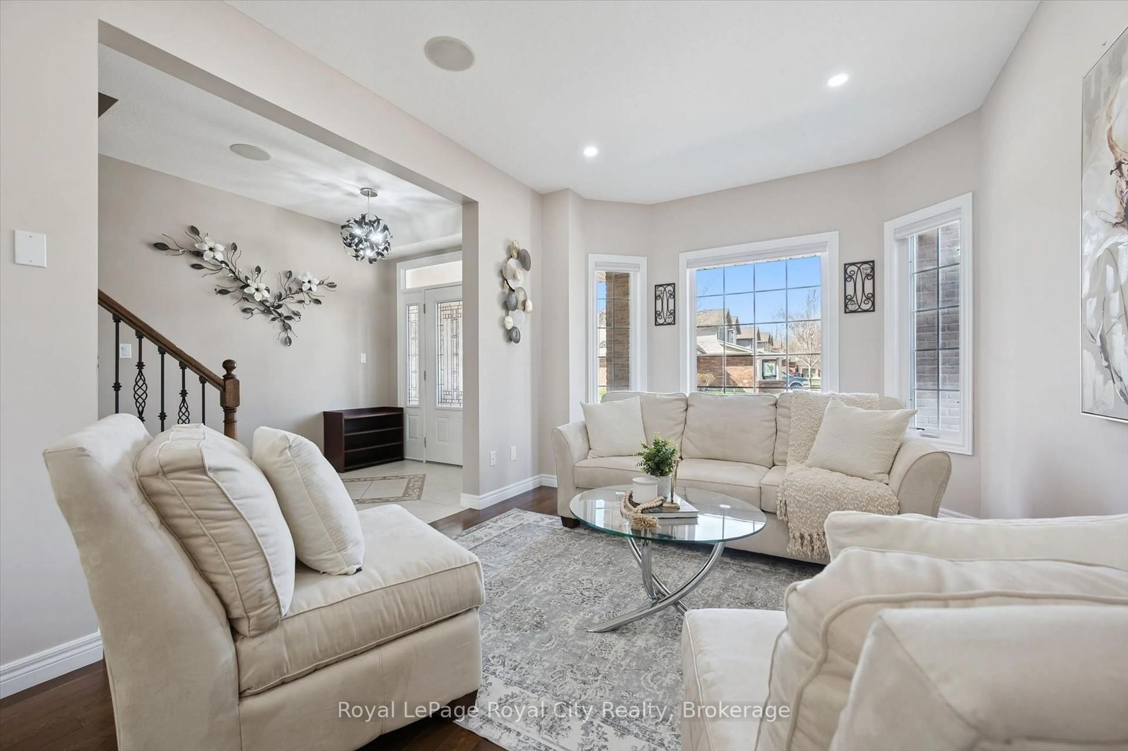 Living room with furniture, ceramic/tile floor for 760 Willow Rd, Guelph Ontario N1K 1Z2