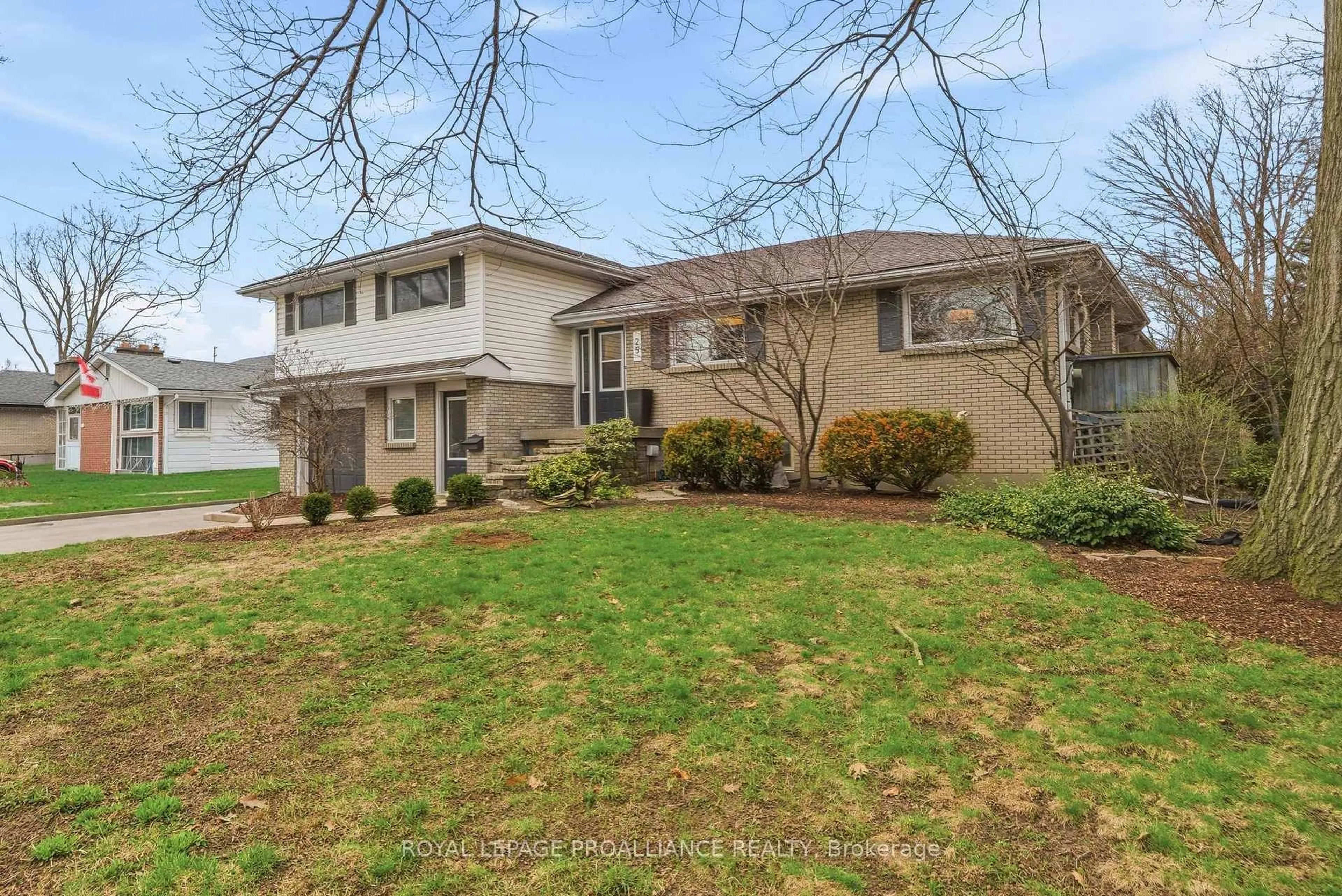 Unknown for 25 Southwood Cres, Belleville Ontario K8N 1X4