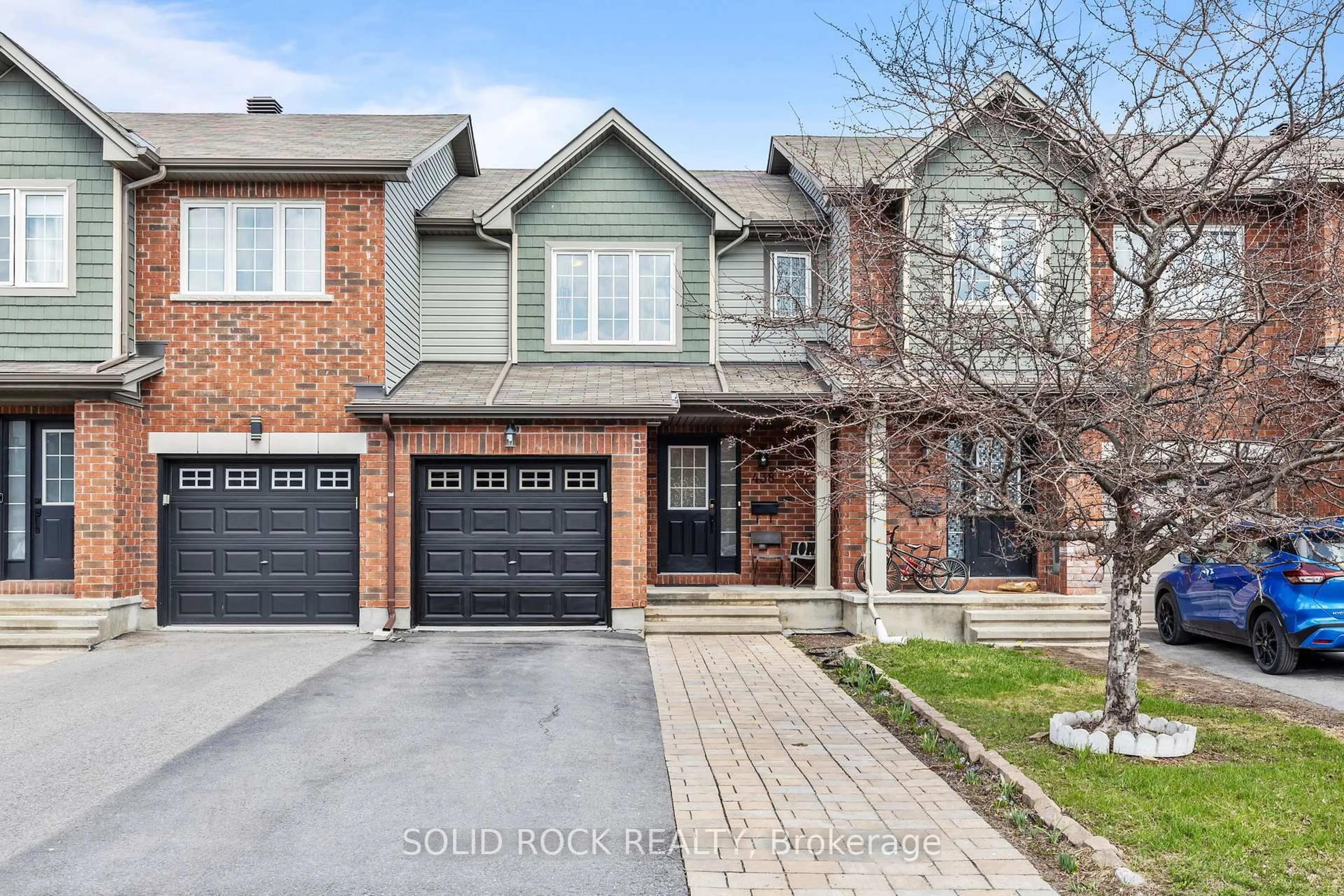 Home with brick exterior material, street for 438 Haresfield Crt, Ottawa Ontario K4M 0B6
