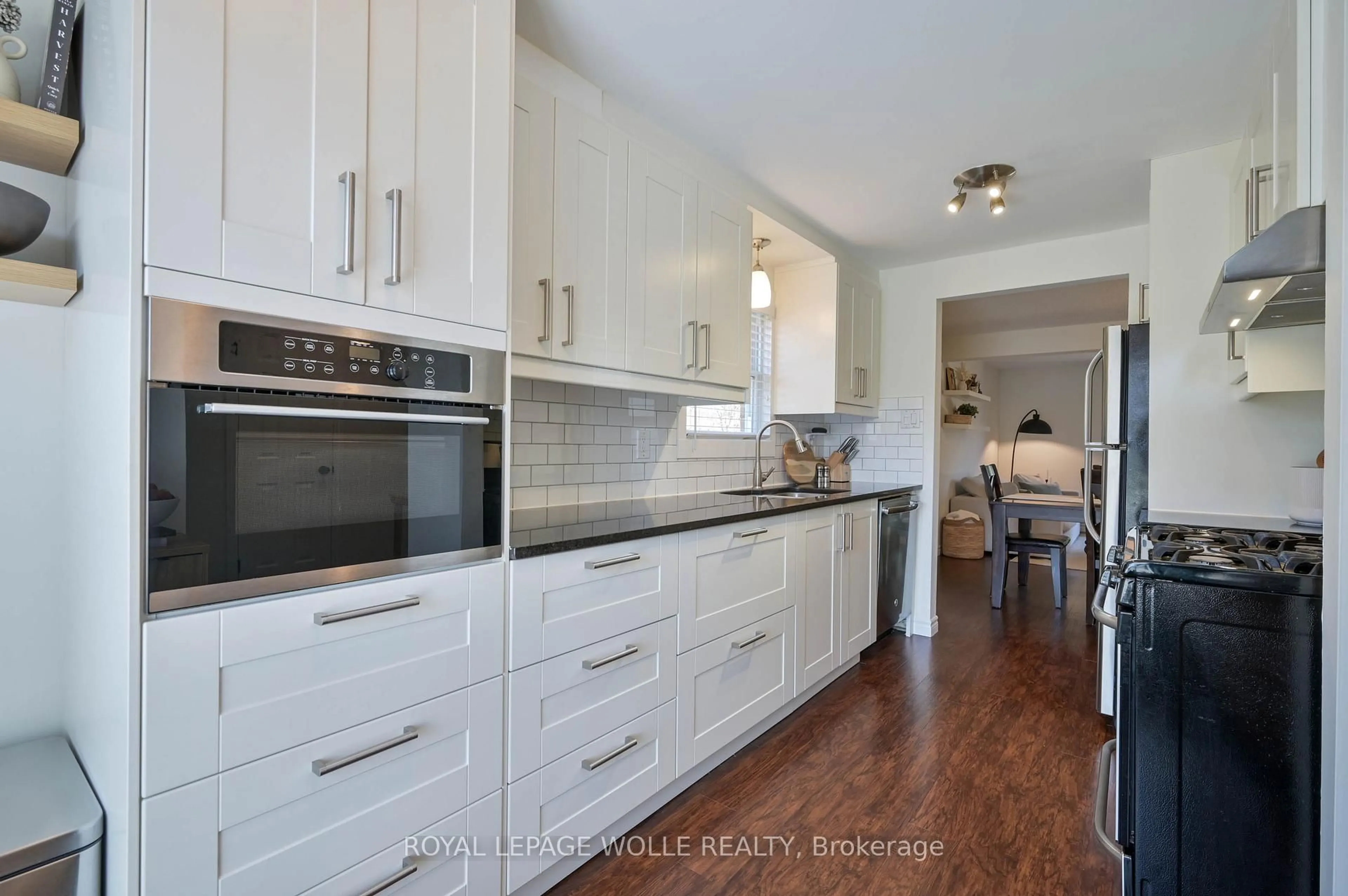 Unknown for 122 Foxhunt Rd, Waterloo Ontario N2K 3N1