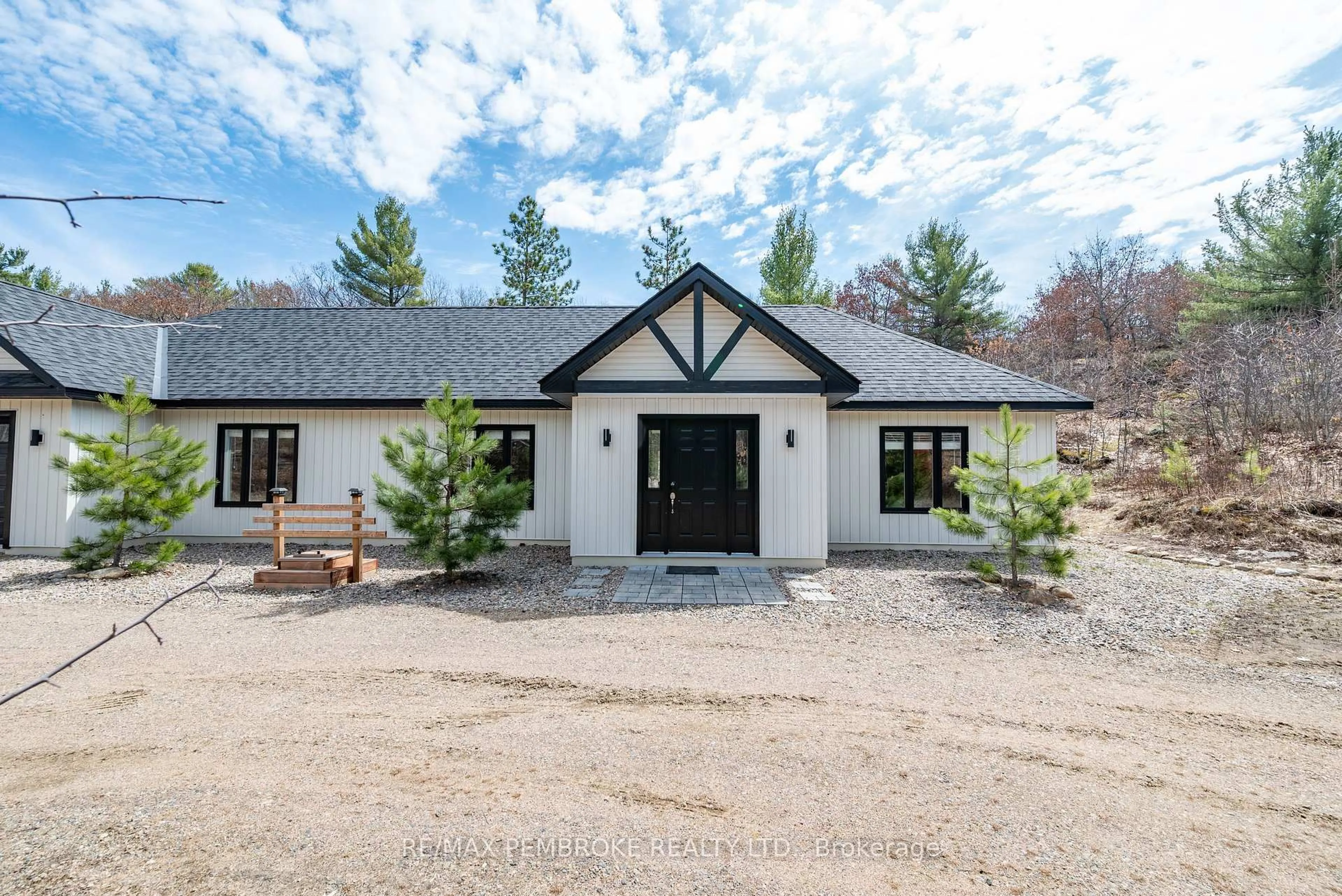 Unknown for 41948A Combermere Rd, Barry's Bay Ontario K0J 1B0