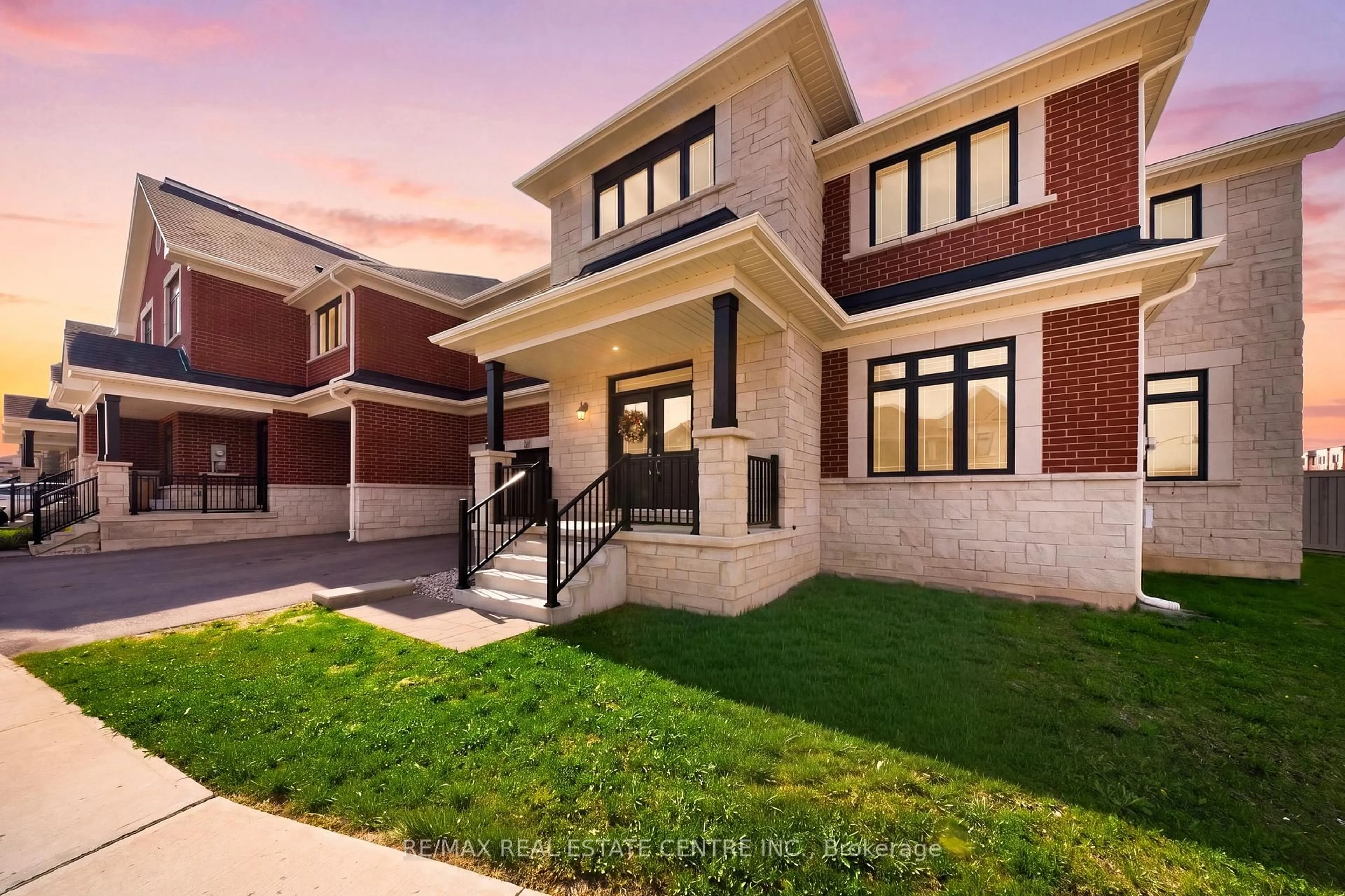 Home with brick exterior material, street for 45 Great Falls Blvd, Hamilton Ontario L8B 1X8