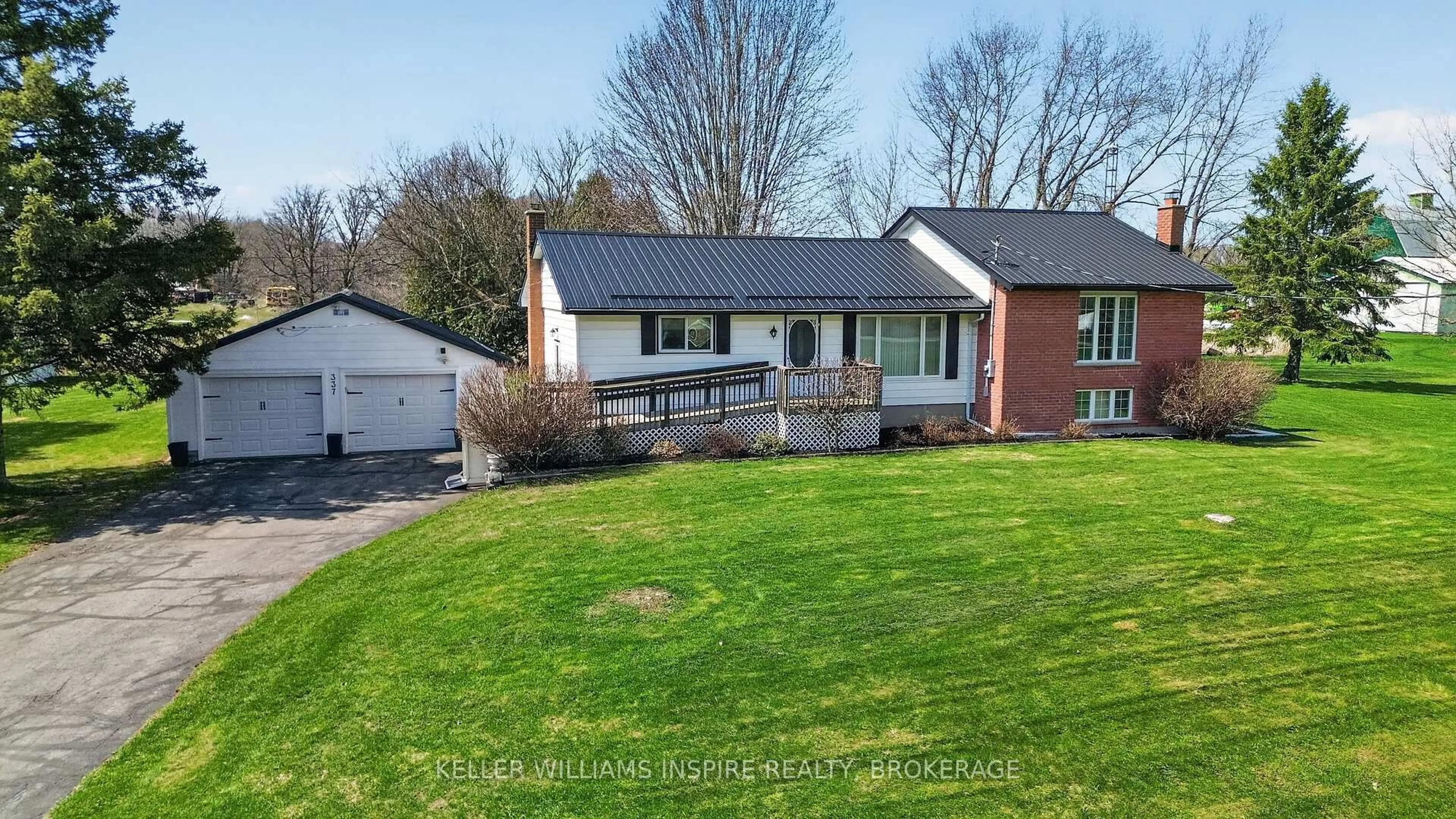A pic from outside/outdoor area/front of a property/back of a property/a pic from drone, unknown for 337 Simmons Rd, Bissett Creek Ontario K0H 2H0