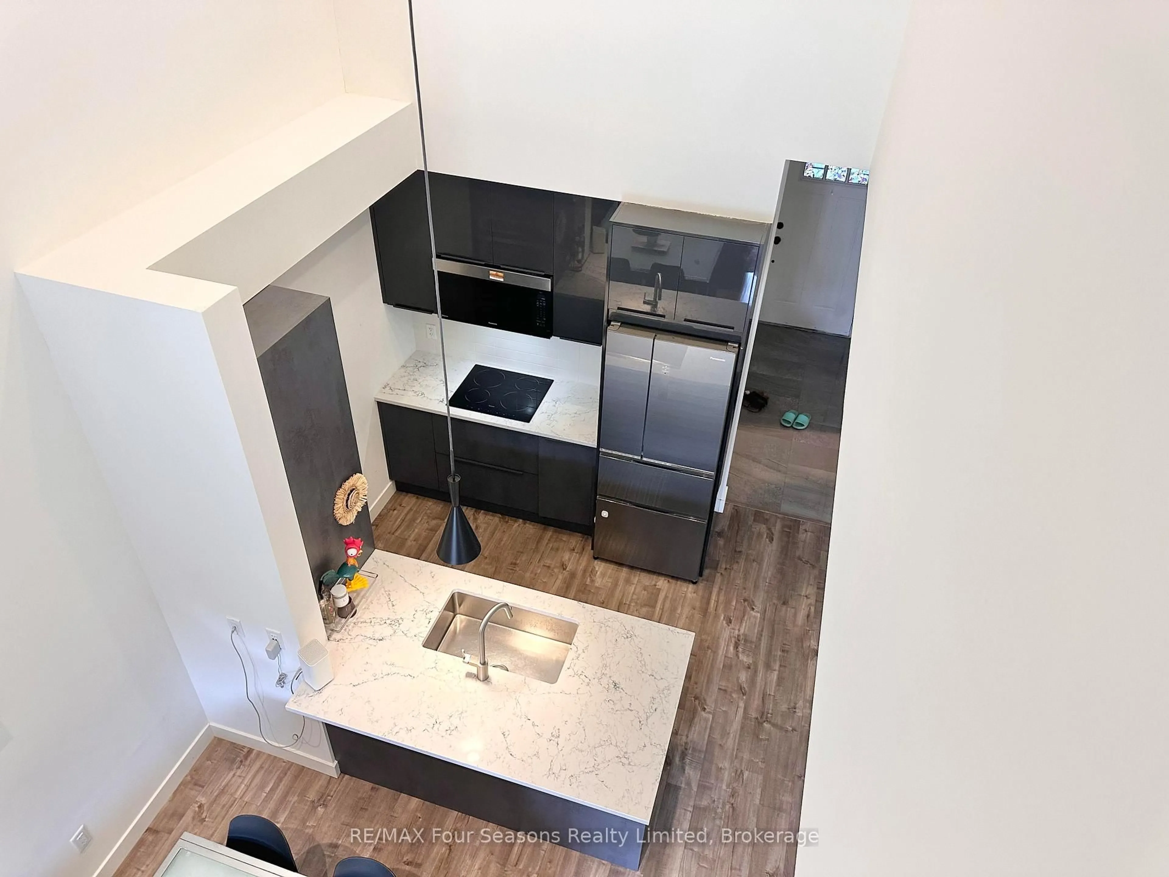 Unknown for 10 Beausoleil Lane #303, Blue Mountains Ontario L9Y 2X5