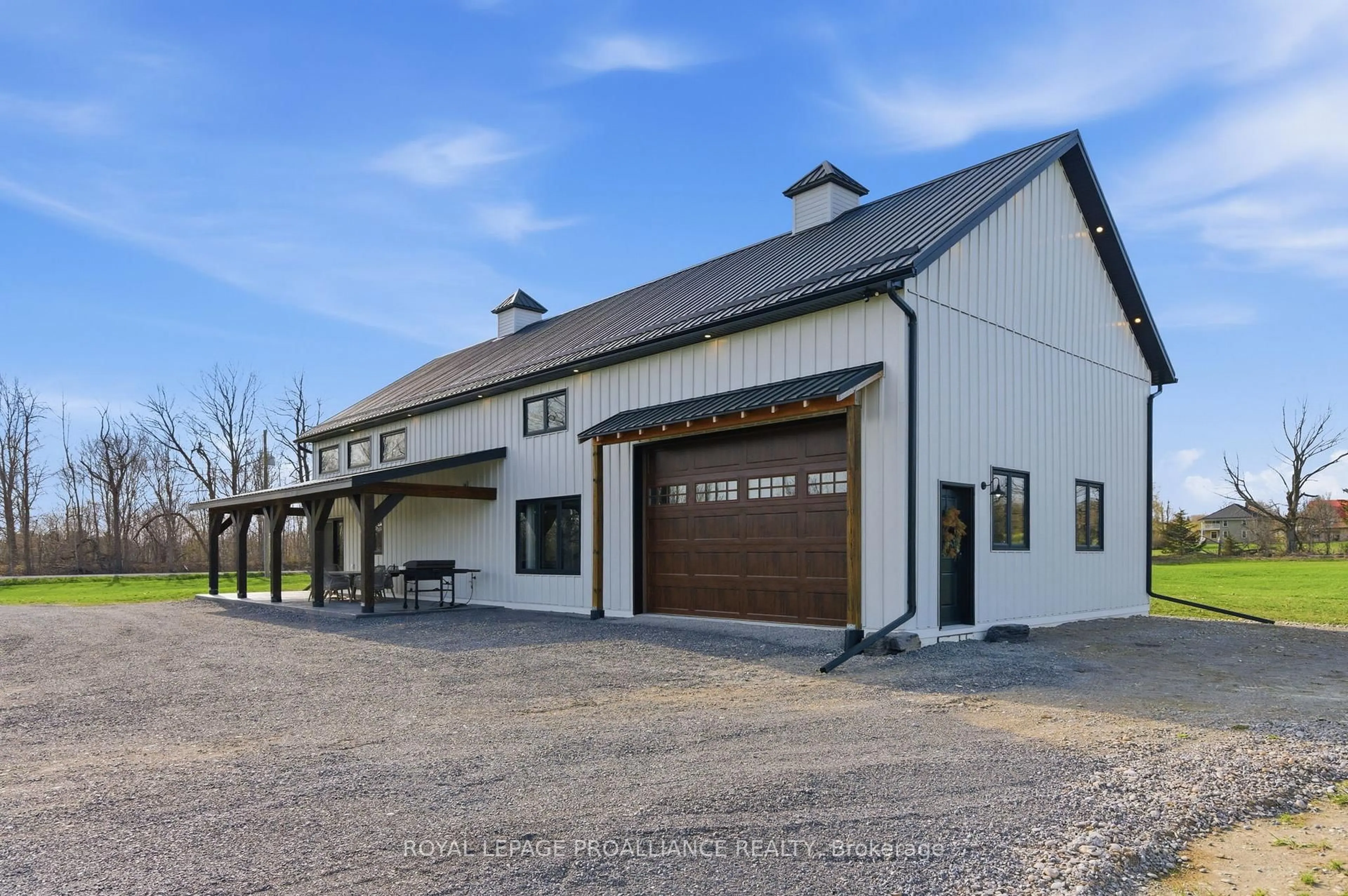 Indoor garage for 375 Ventress Rd, Cramahe Ontario K0K 1H0