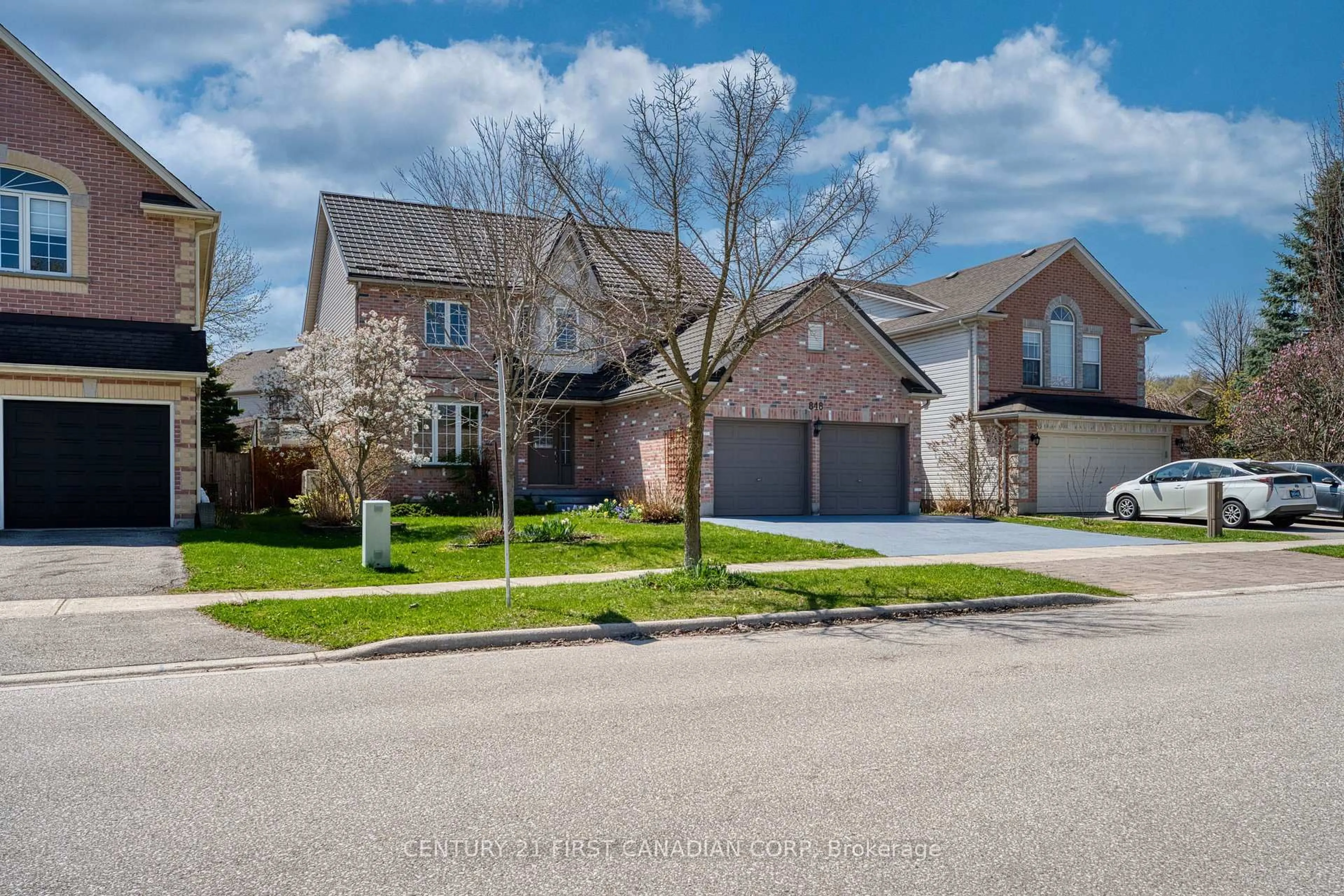 Home with brick exterior material, street for 848 Guildwood Blvd, London North Ontario N6H 5E4
