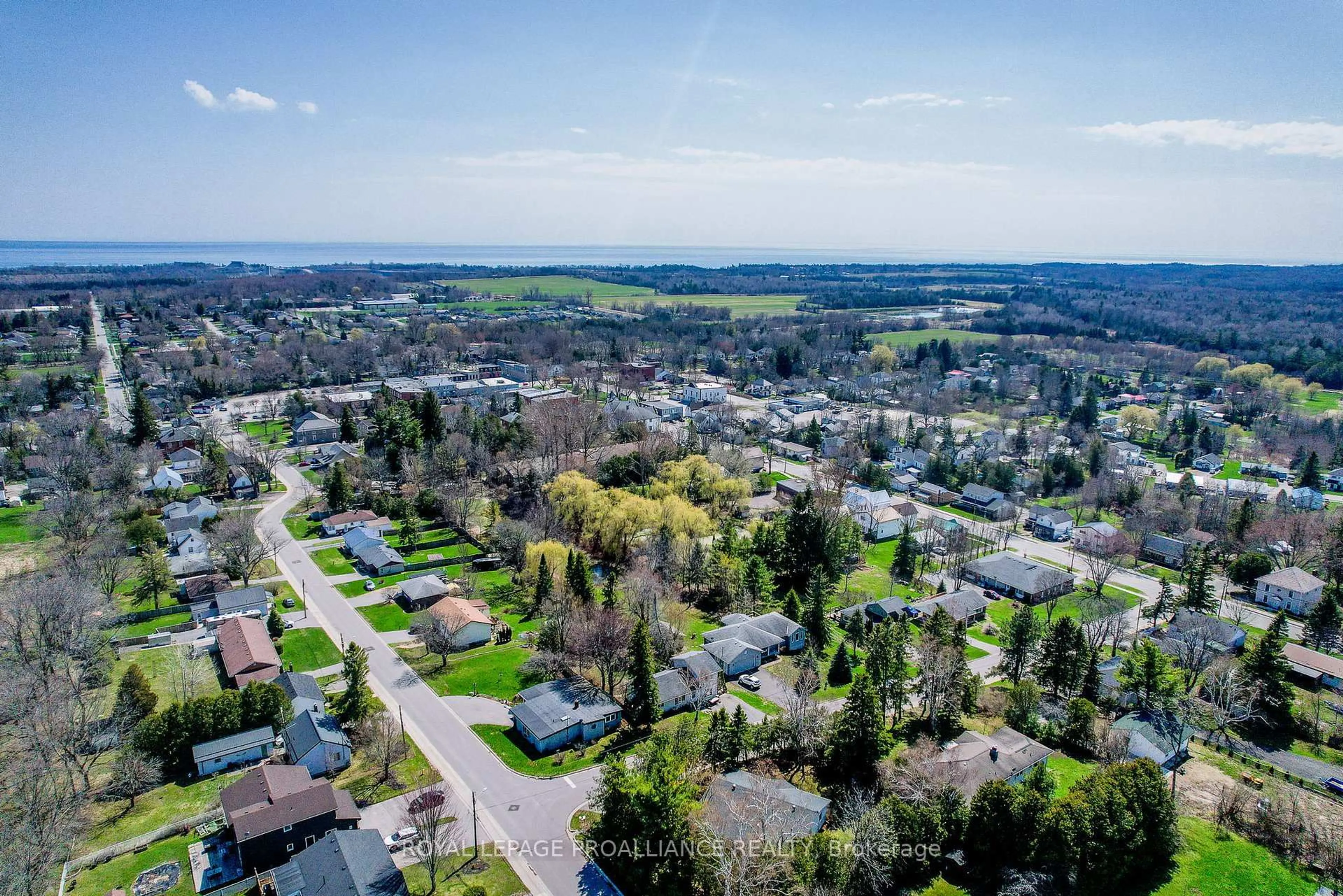 A pic from outside/outdoor area/front of a property/back of a property/a pic from drone, street for 11 Cedar St, Cramahe Ontario K0K 1S0