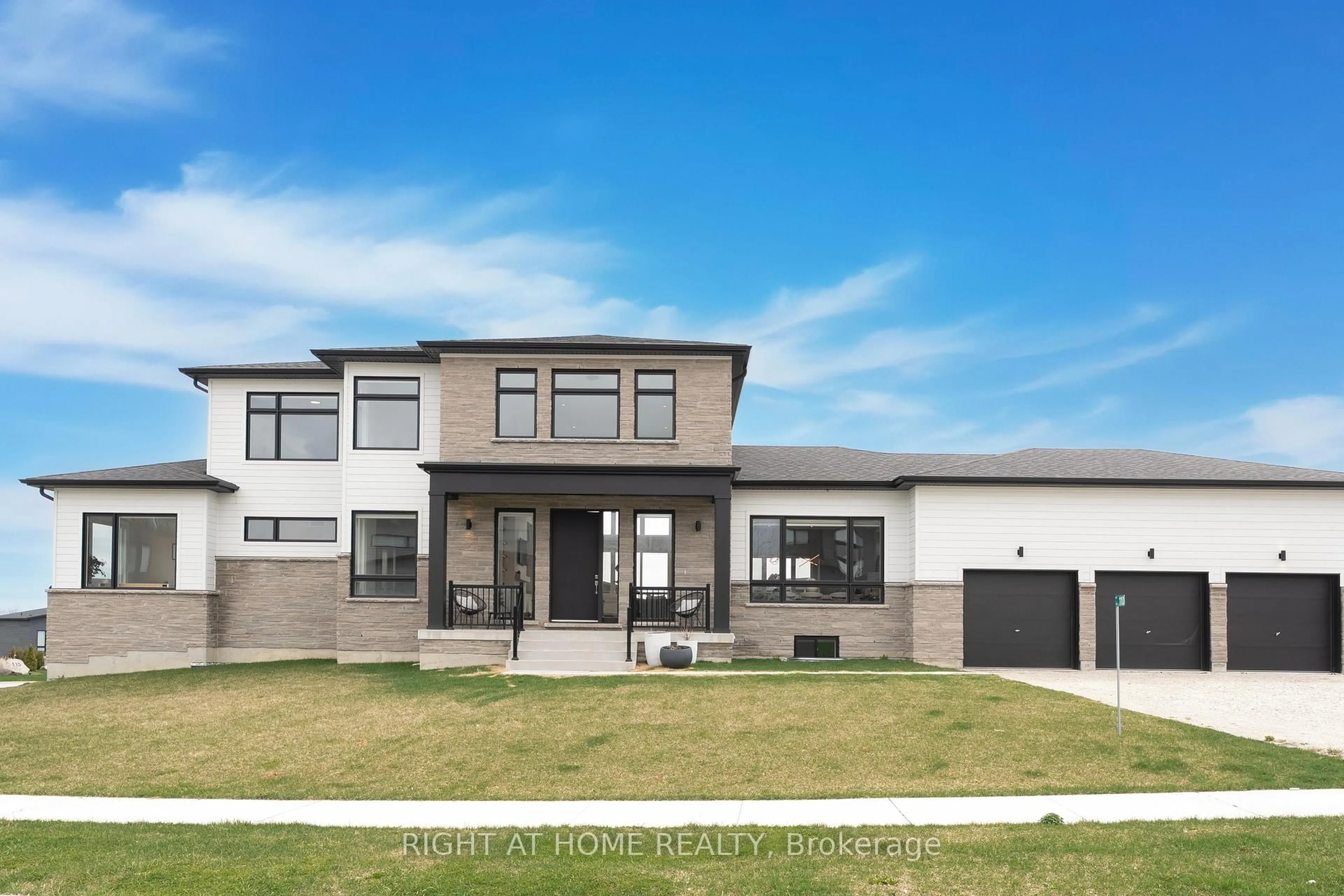 Home with brick exterior material, street for 110 Sladden Crt, Blue Mountains Ontario N0H 2P0