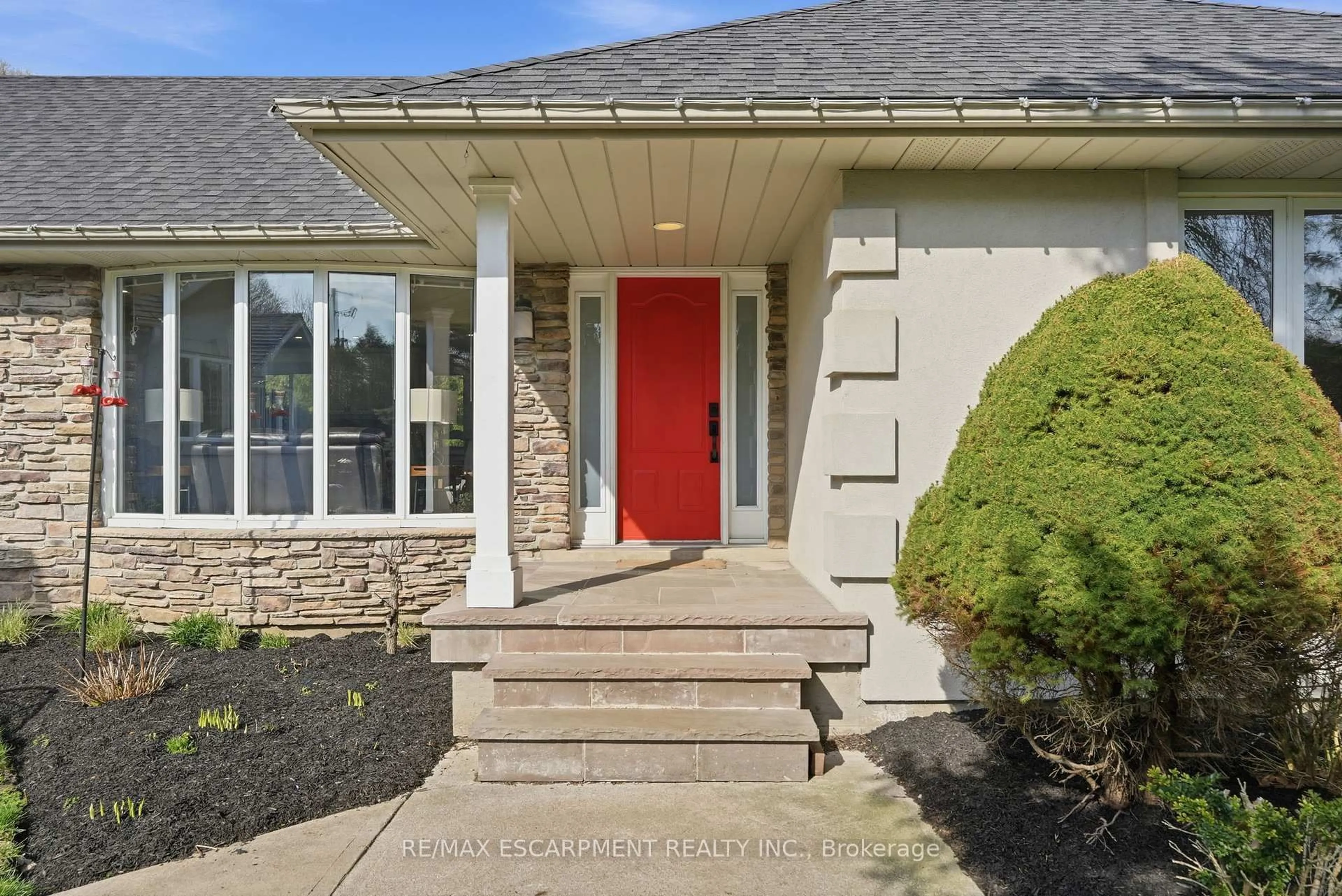 Unknown for 19 5TH CONCESSION, Hamilton Ontario L8B 1K4