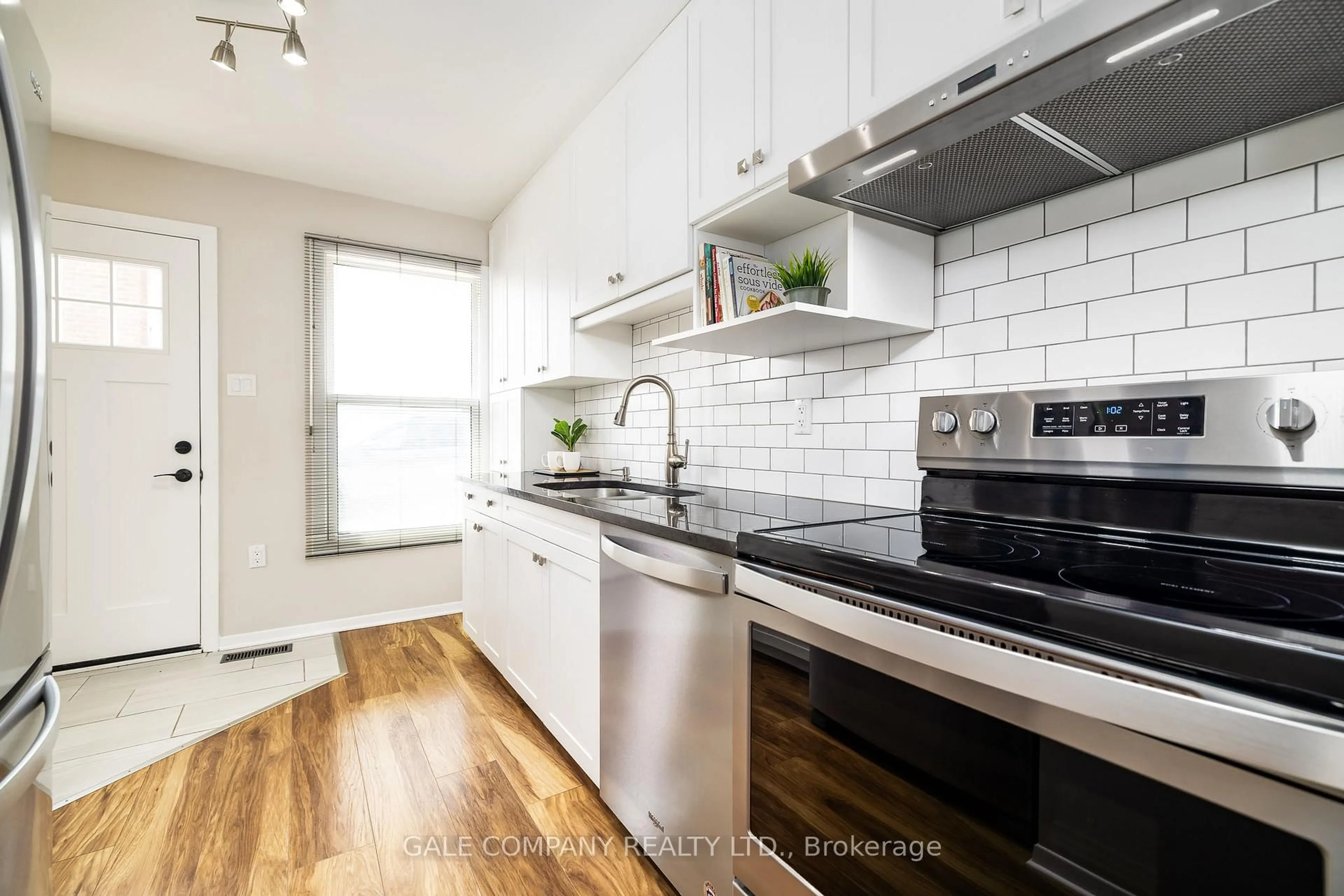 Standard kitchen, unknown for 193 Edward St, Arnprior Ontario K7S 2X6