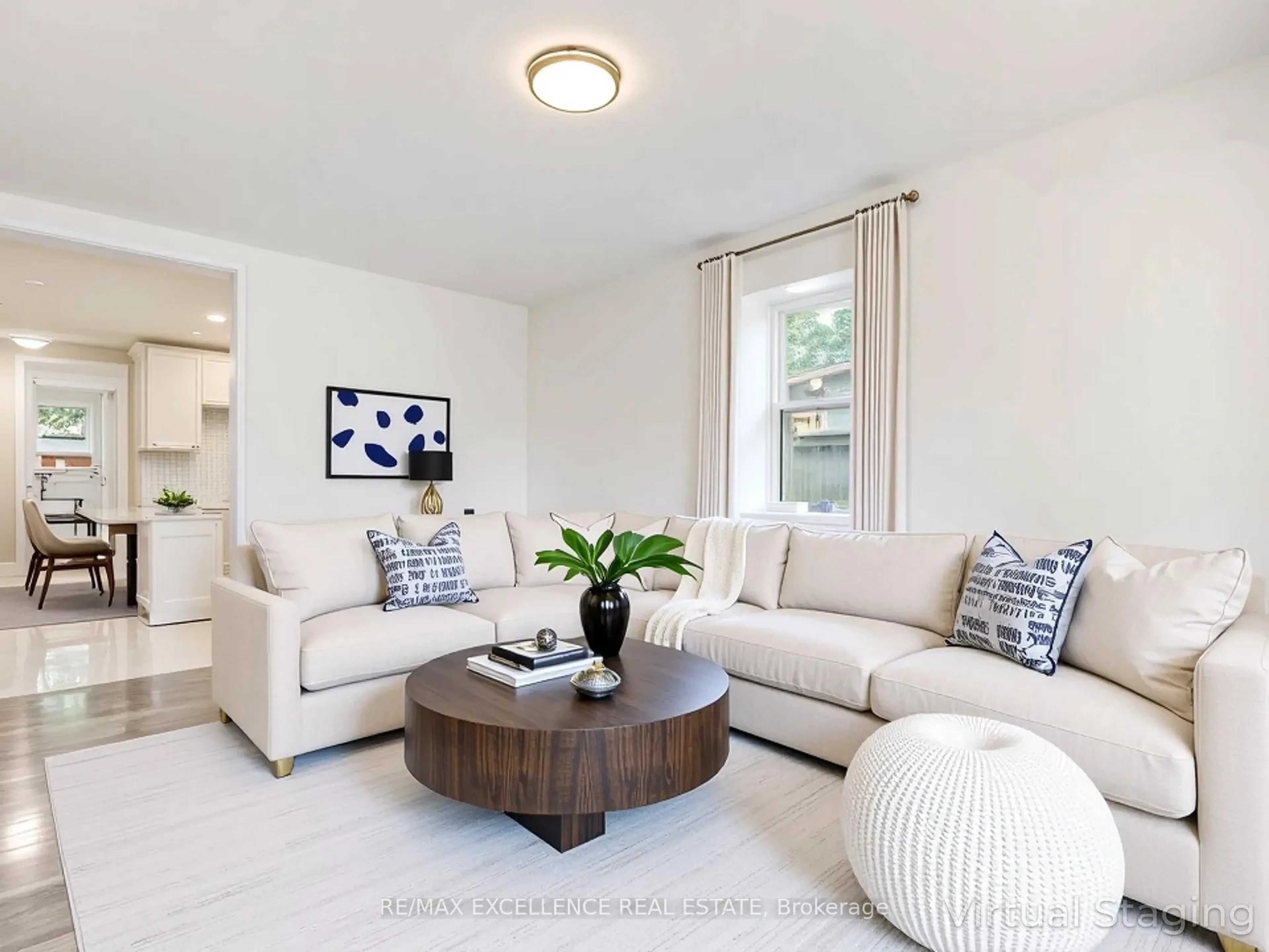 Living room with furniture, unknown for 79 Sunnyhill Rd, Cambridge Ontario N3C 1J6