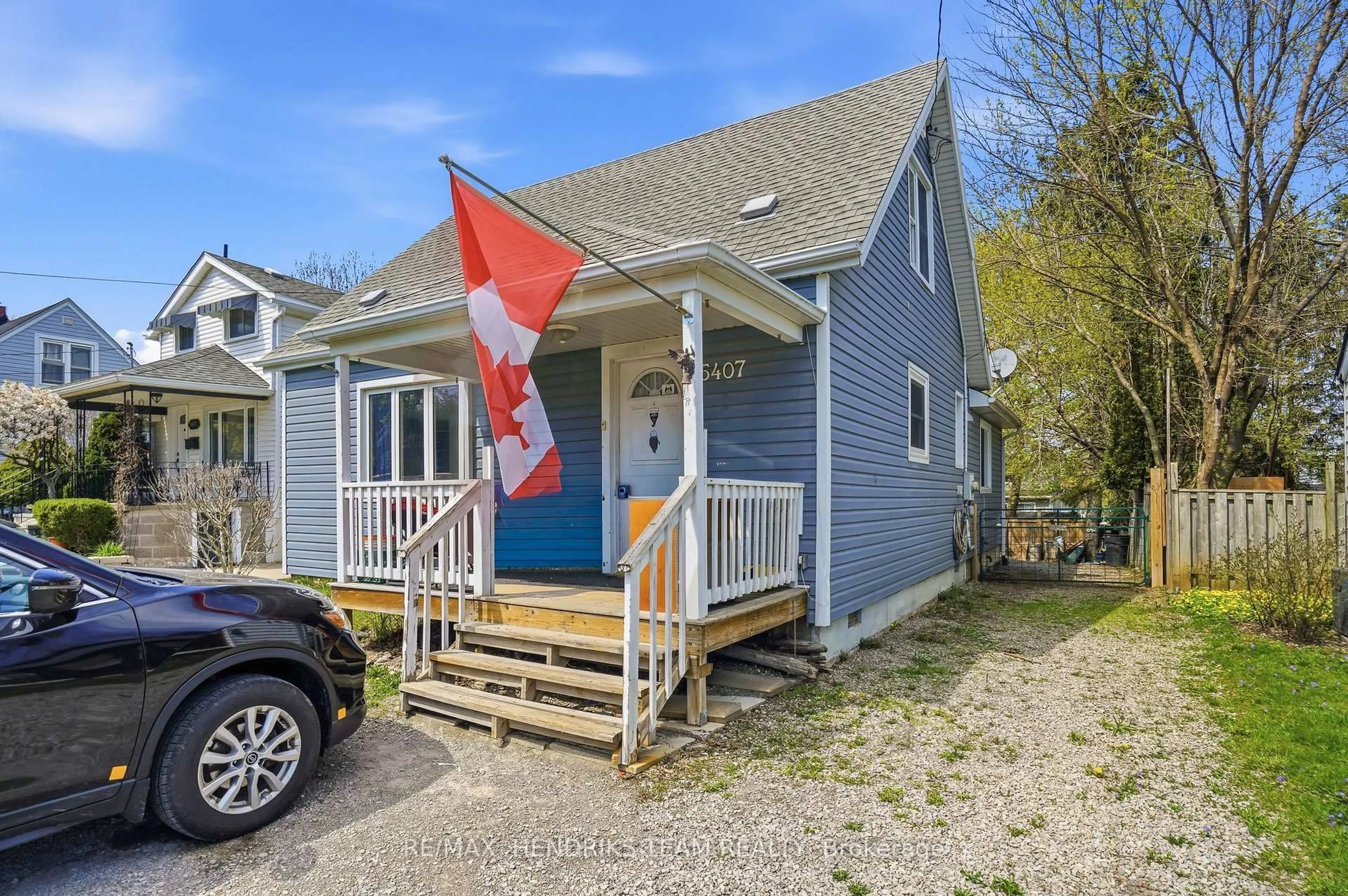 Unknown for 5407 Menzie St, Niagara Falls Ontario L2E 2V7