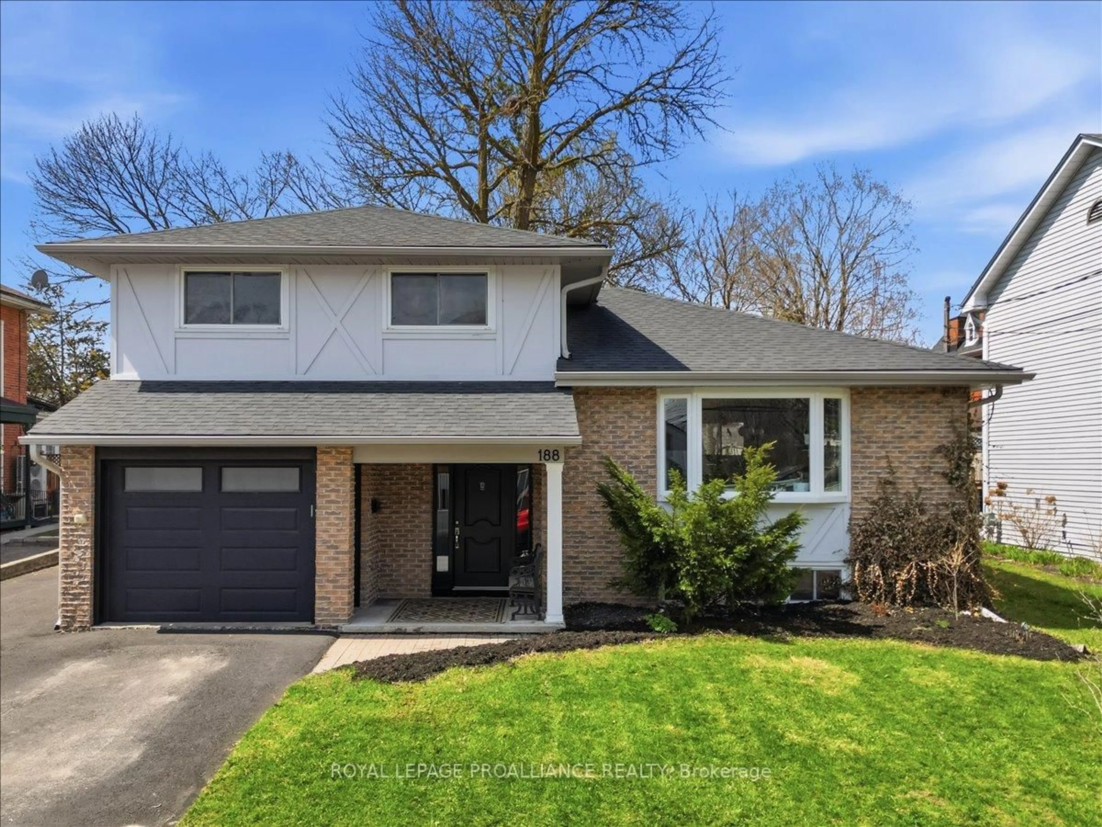 Home with brick exterior material, street for 188 Albert St, Belleville Ontario K8N 3N4