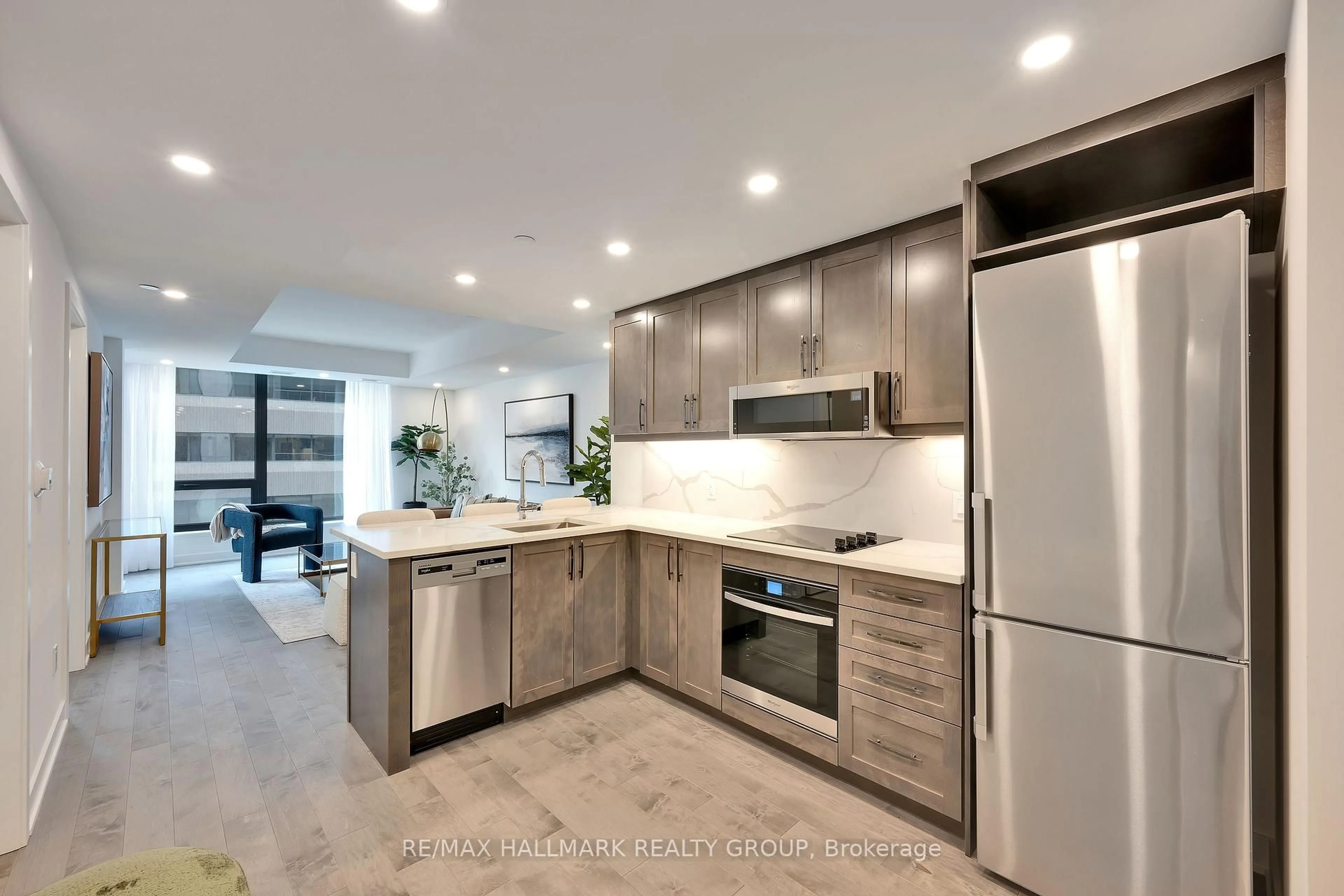 Open concept kitchen, ceramic/tile floor for 340 Queen St #801, Ottawa Ontario K1R 0G1