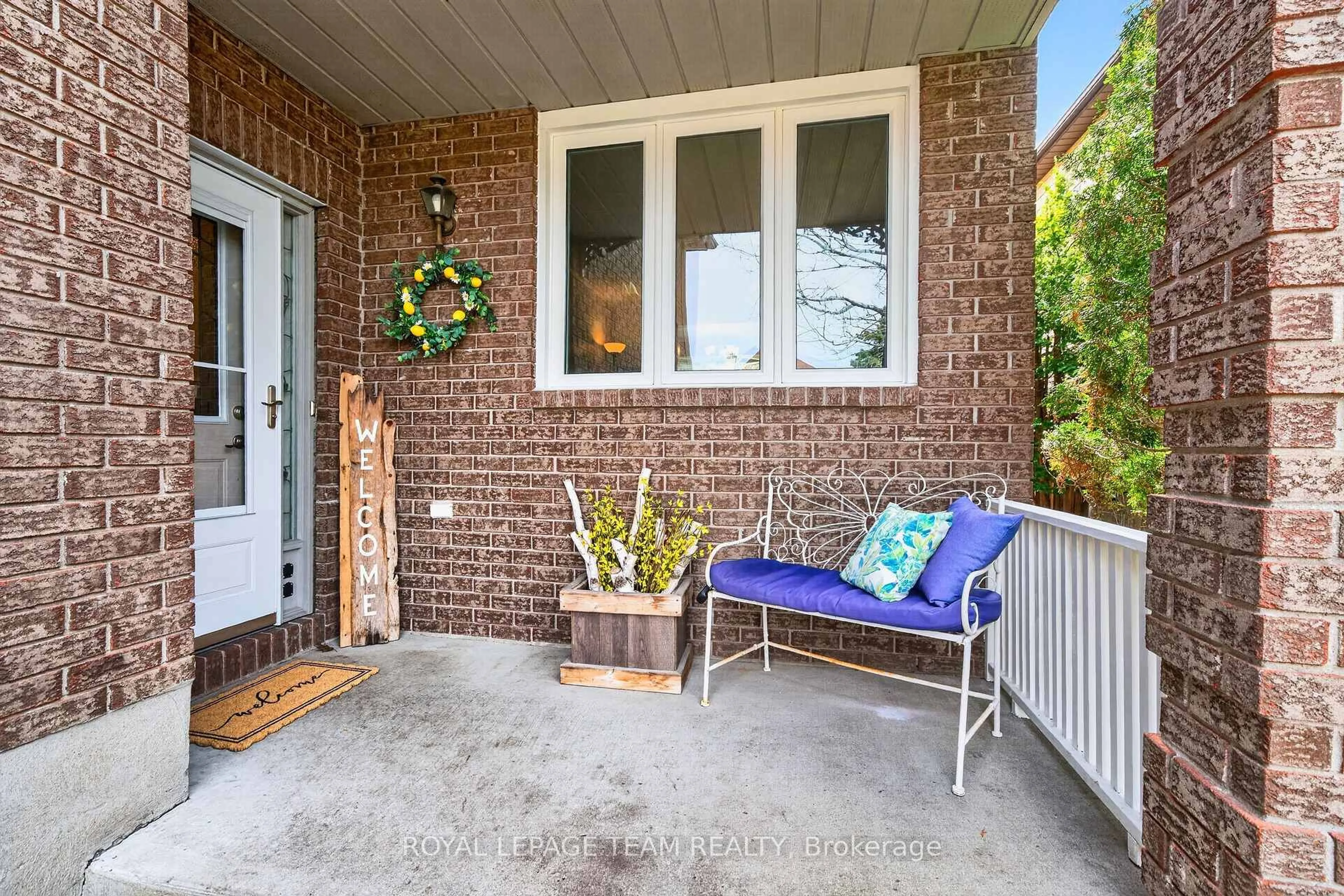 Unknown for 23 Inwood Dr, Kanata Ontario K2M 1Z6