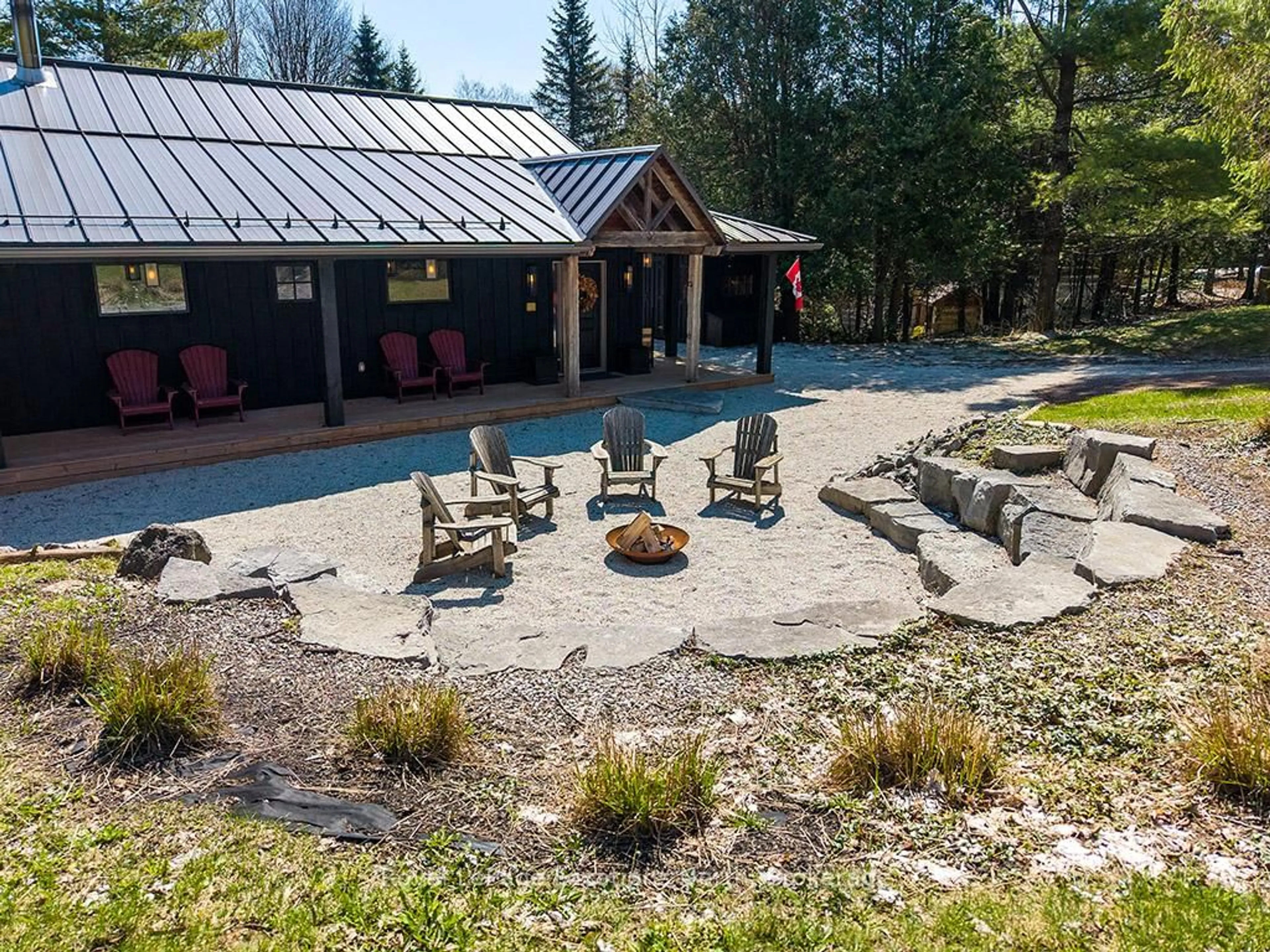 Patio, water/lake/river/ocean view for 105 Wodehouse Crt, Grey Highlands Ontario N0C 1G0