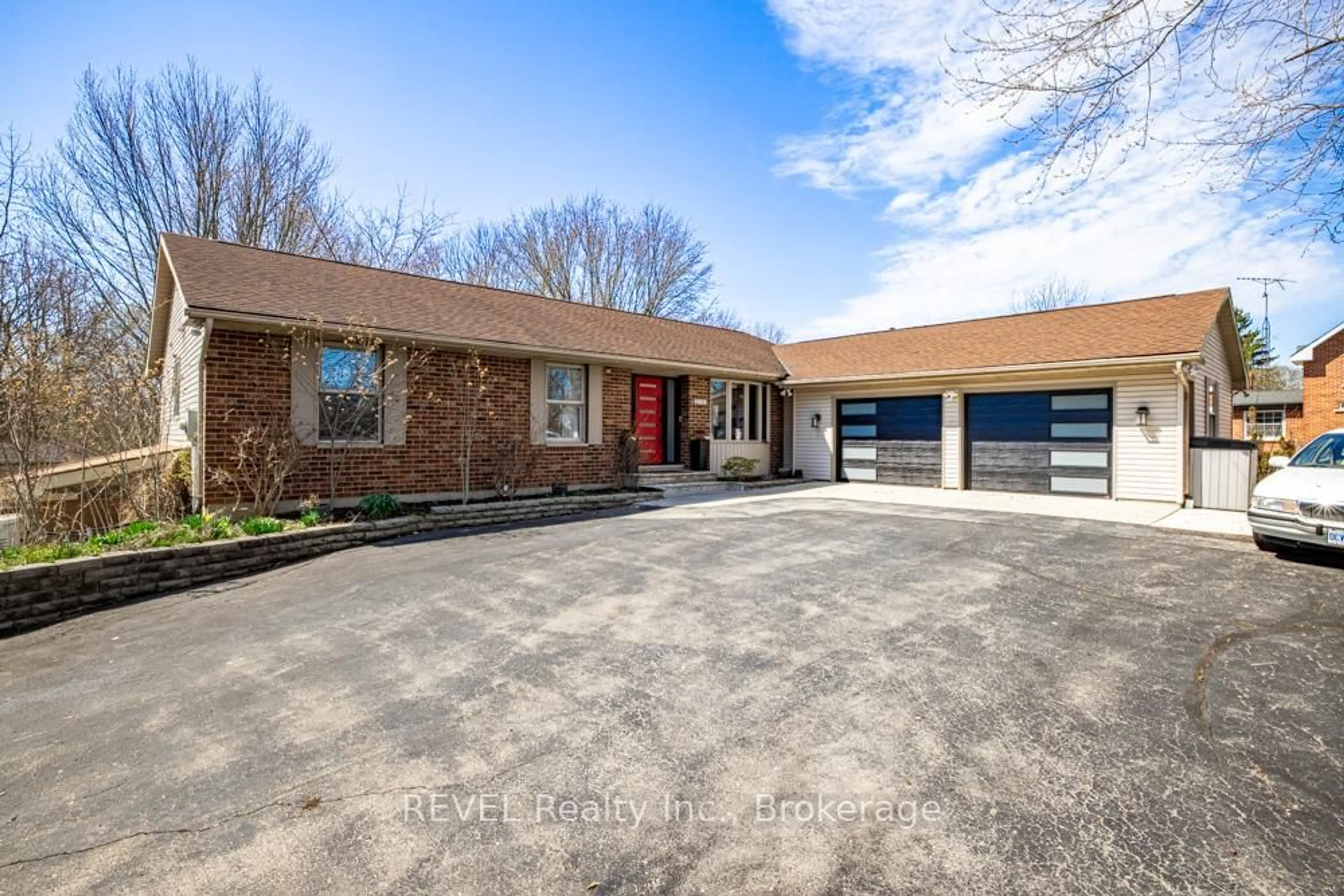 Home with brick exterior material, street for 3765 Rebstock Rd, Fort Erie Ontario L0S 1B0