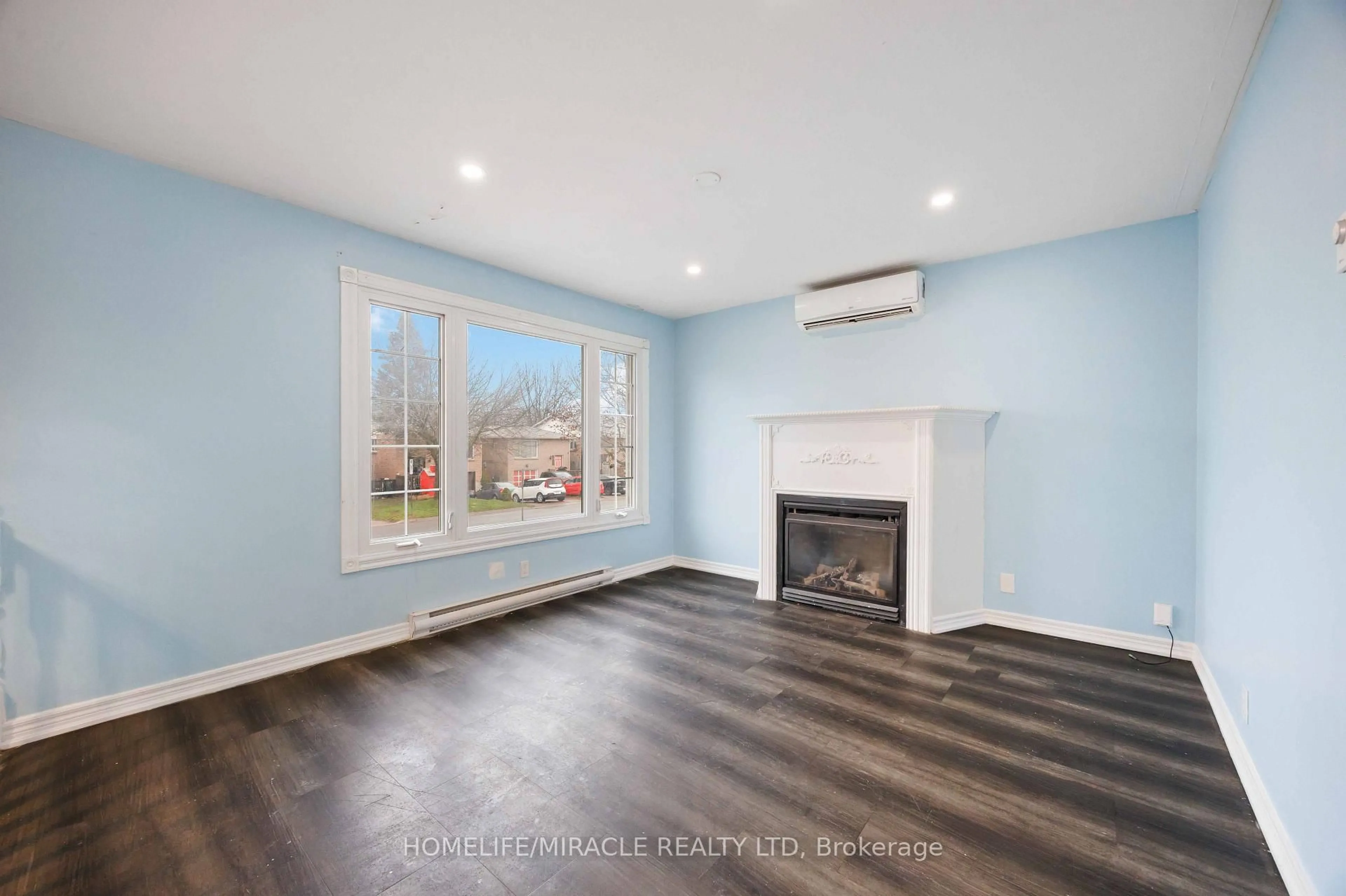 A pic of a room for 839 Mountain Ash Rd, Peterborough Ontario K9J 8K2