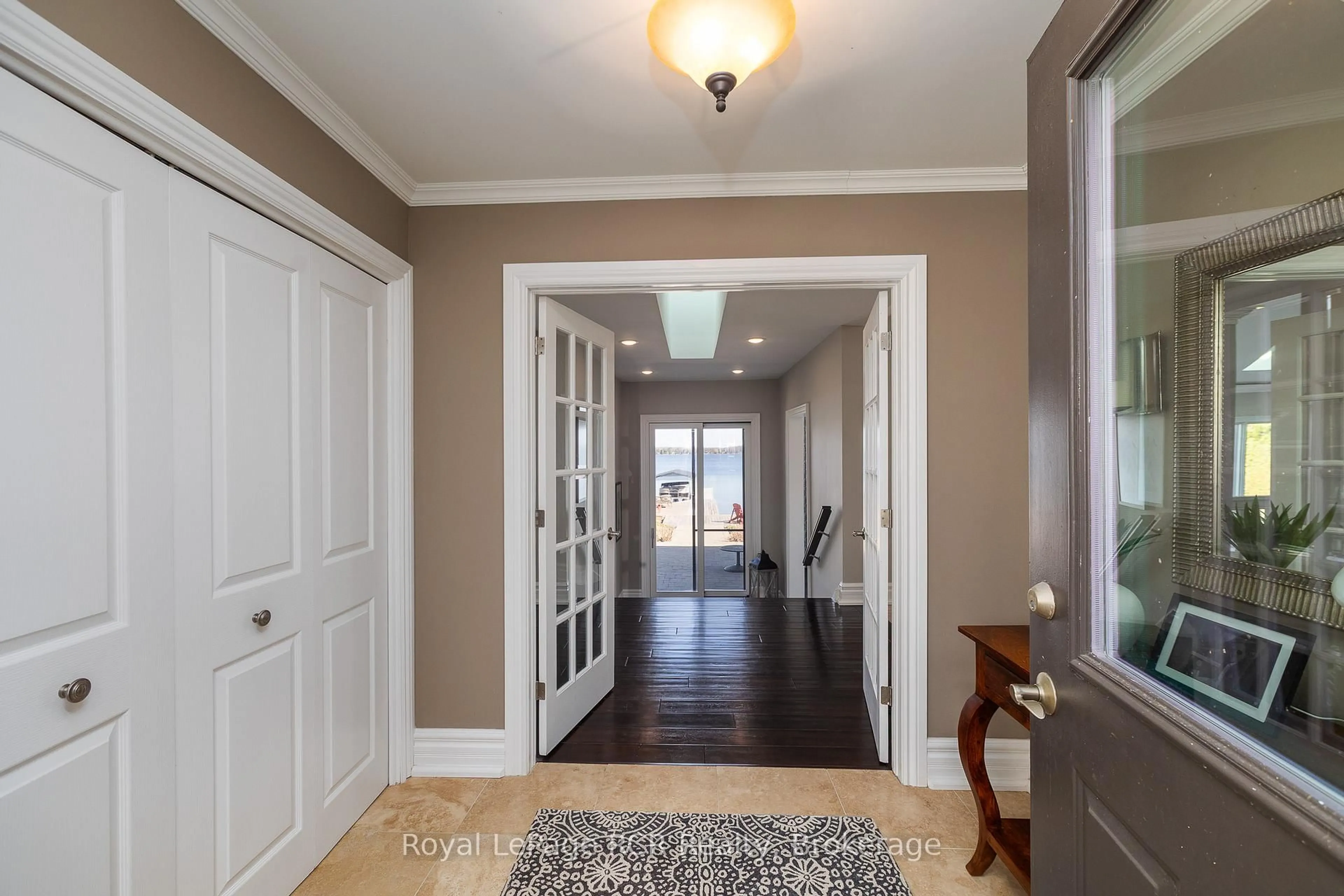Indoor entryway for 139 South Shores Rd, Grey Highlands Ontario N0C 1E0