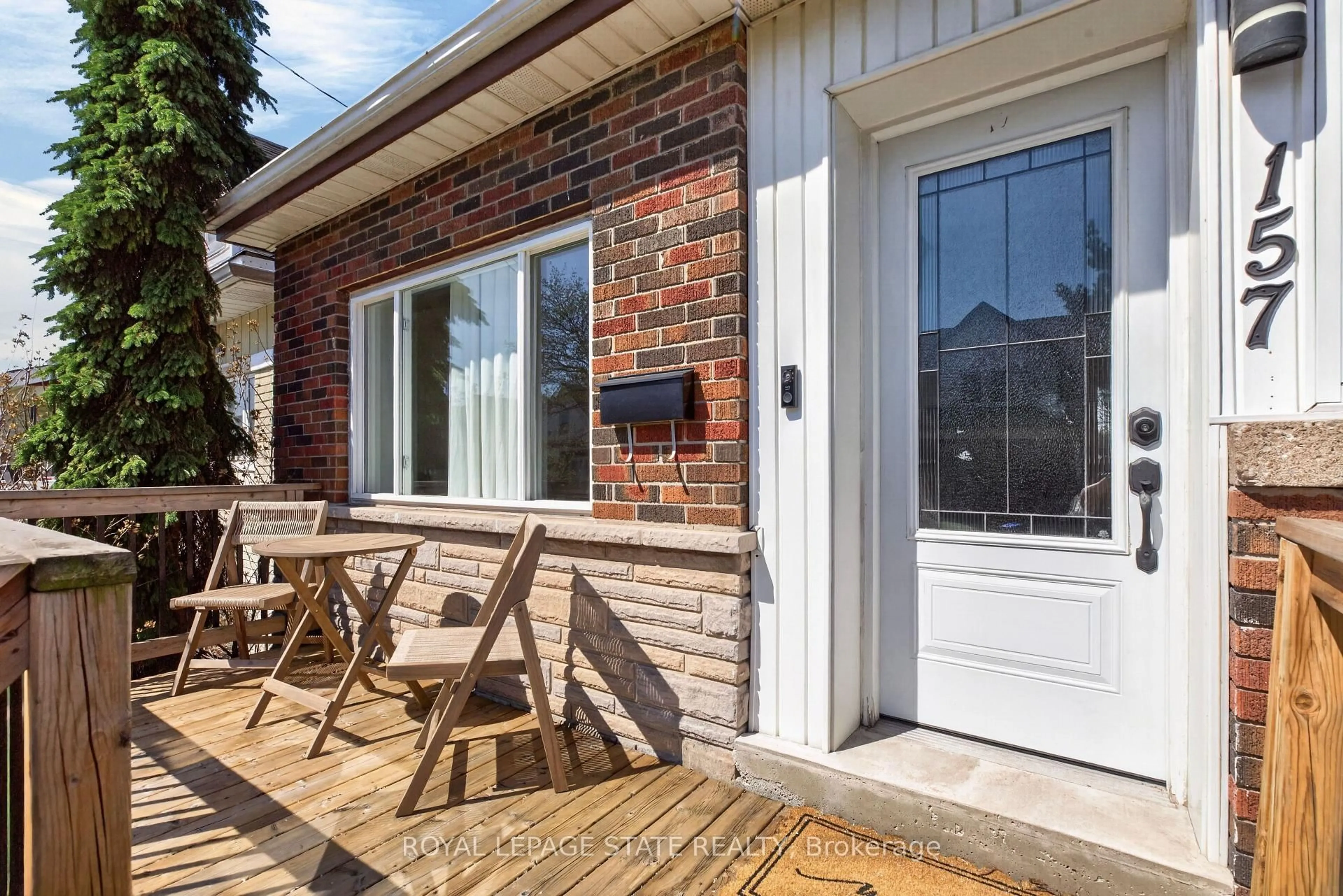 Patio, street for 157 Cameron Ave, Hamilton Ontario L8H 4Z4