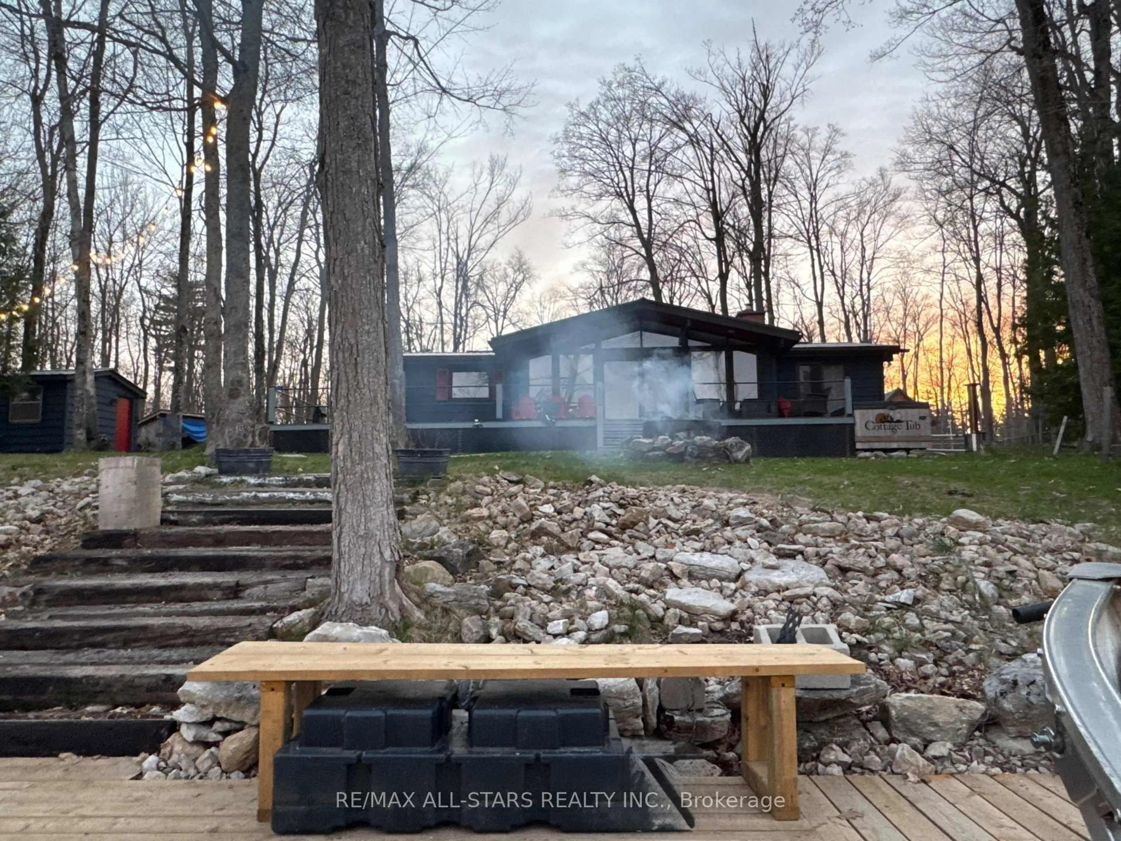 Unknown for 686 Grand Island Rd, Kawartha Lakes Ontario K6H 5R7