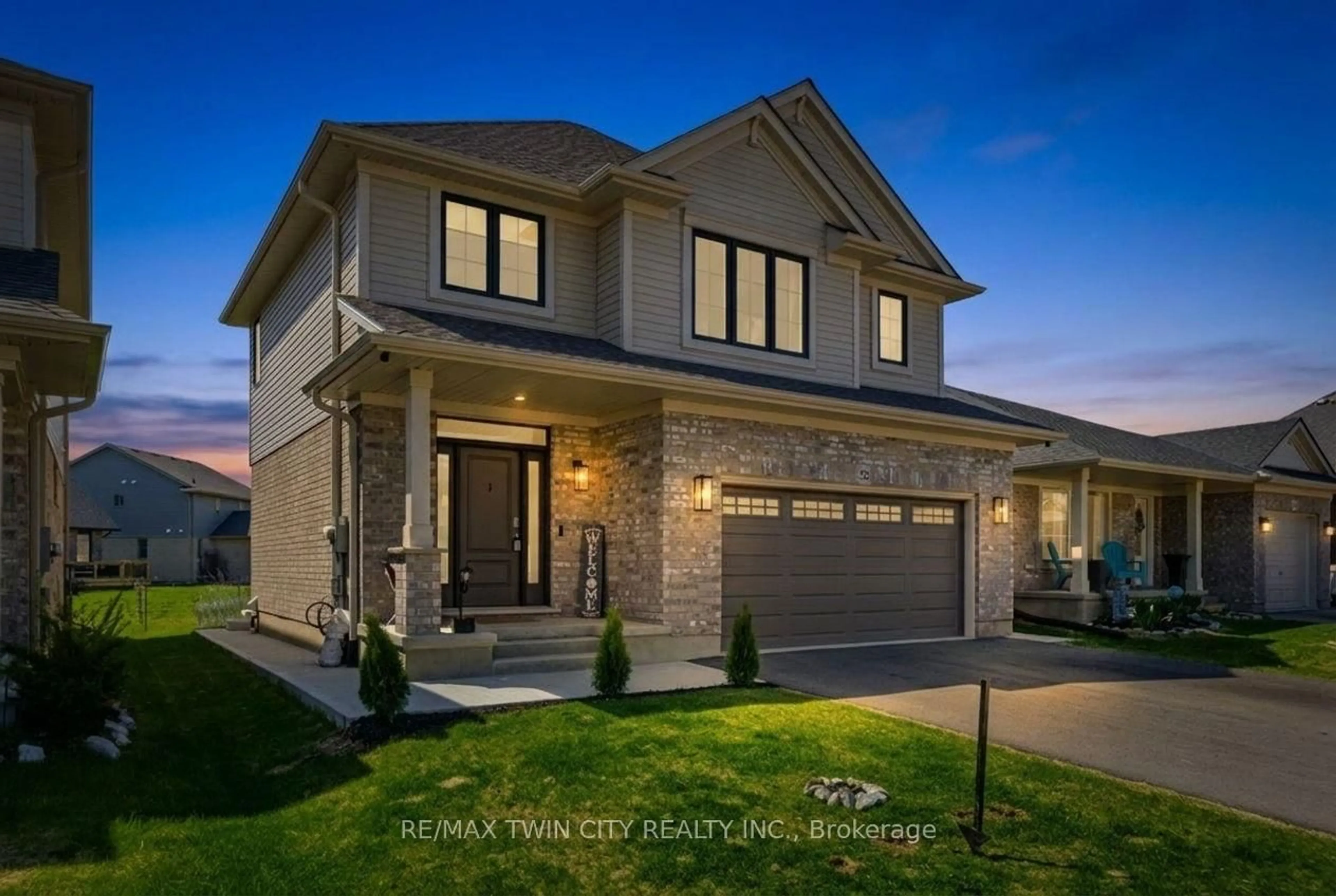 Home with brick exterior material, street for 52 Braun Ave, Tillsonburg Ontario N4G 0K5