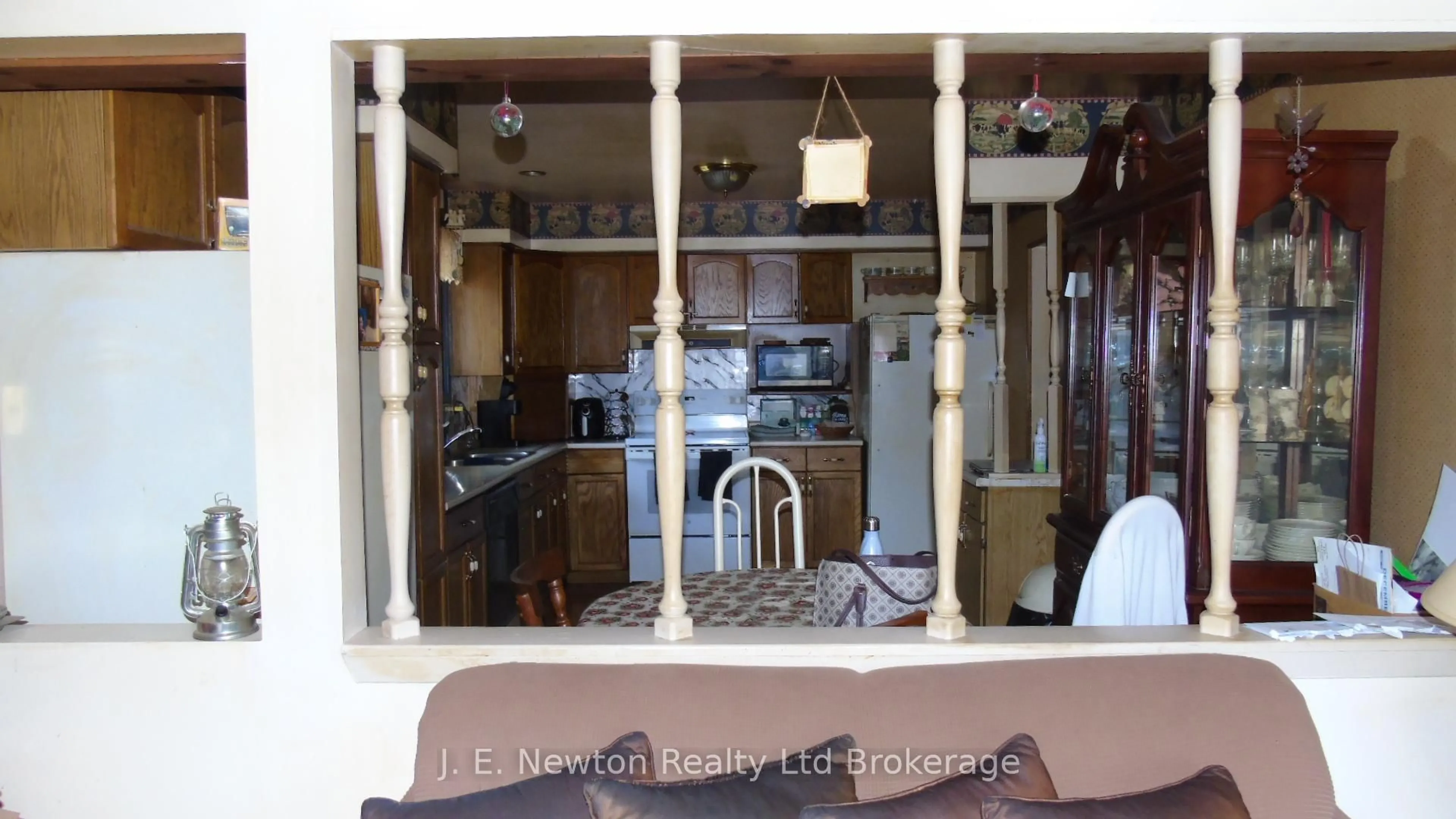 Unknown for 17 Devon Crt, Tillsonburg Ontario N4G 4K3