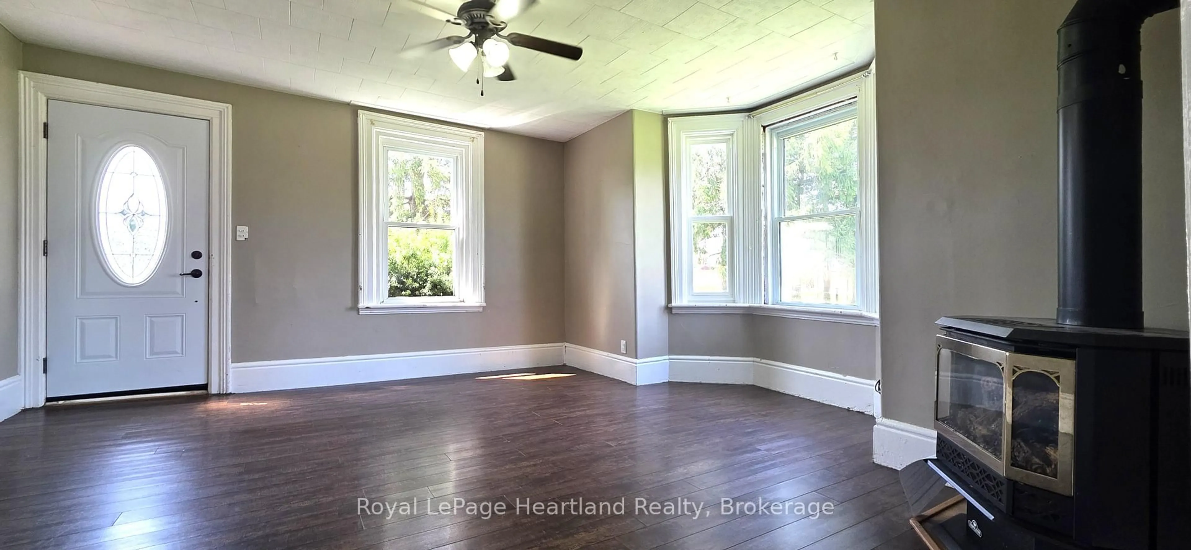 A pic of a room for 42656 Graham Rd, Huron East Ontario N0G 1H0