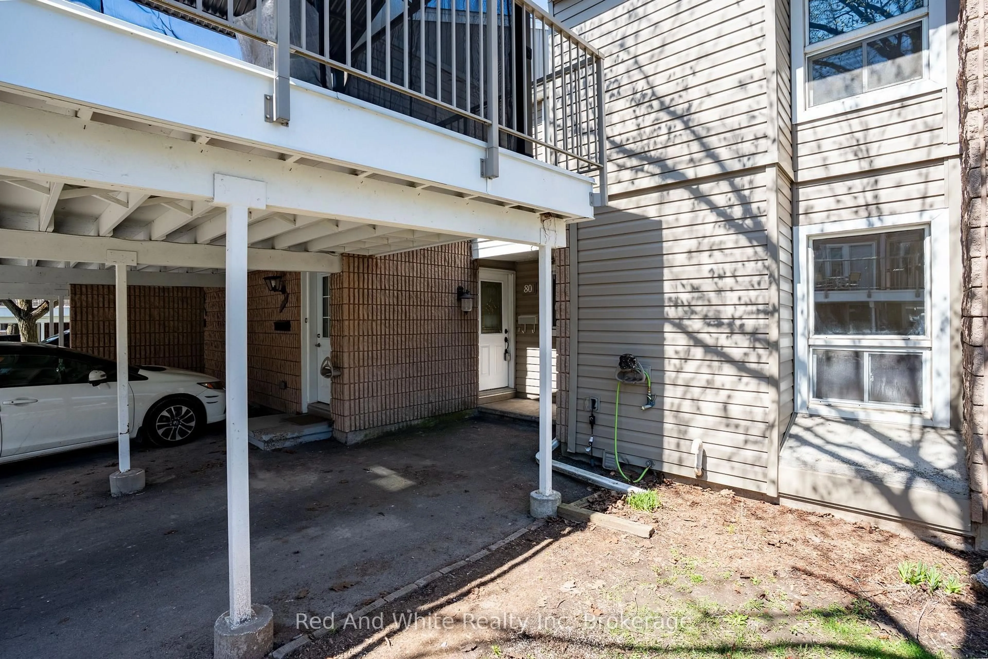 Patio, street for 65 Glamis Rd #80, Cambridge Ontario N1R 6W4