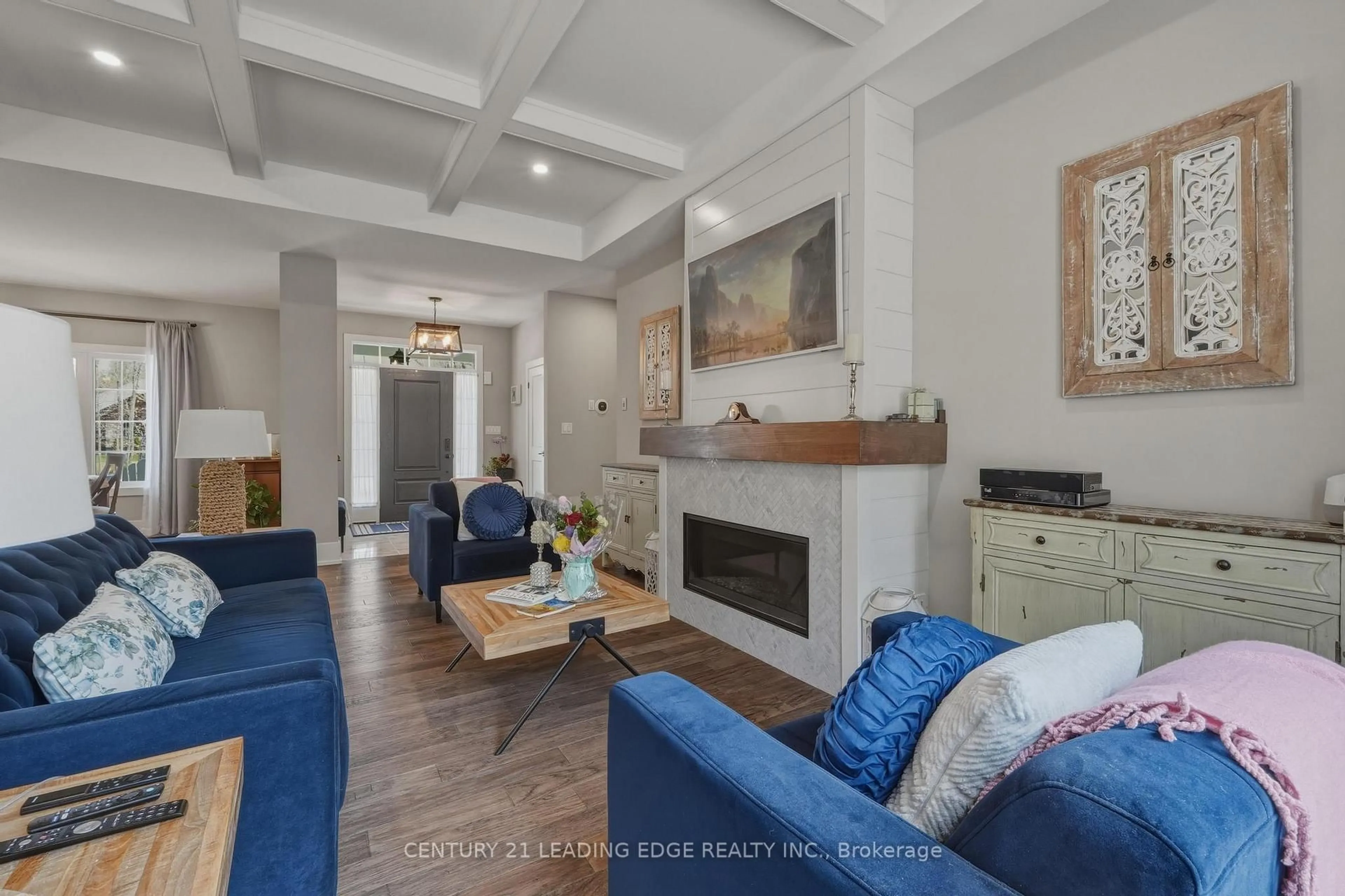 Living room with furniture, unknown for 1104 Xavier St, Gravenhurst Ontario P0E 1G0