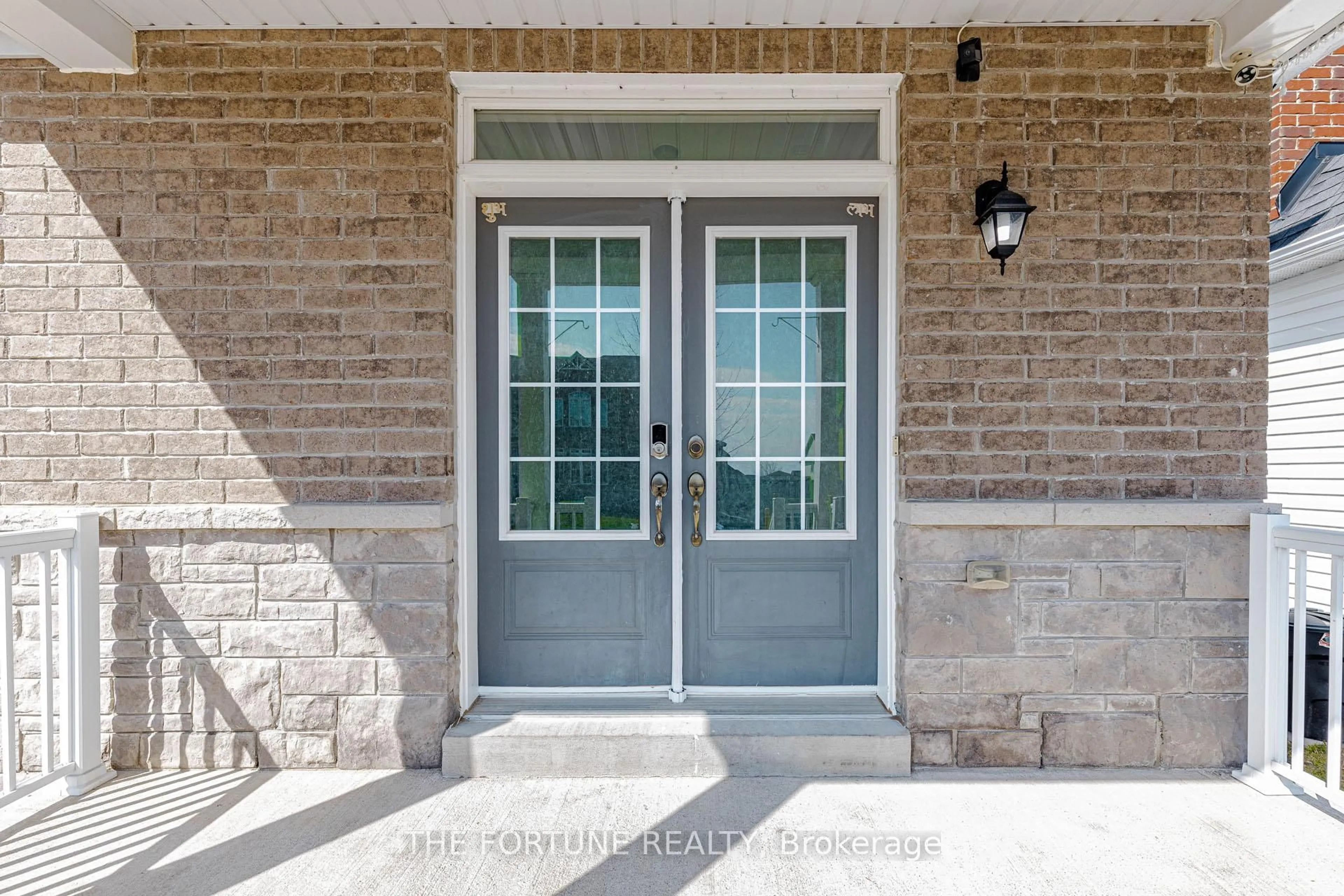 Indoor entryway for 181 Johnson Dr, Shelburne Ontario L9V 3V7