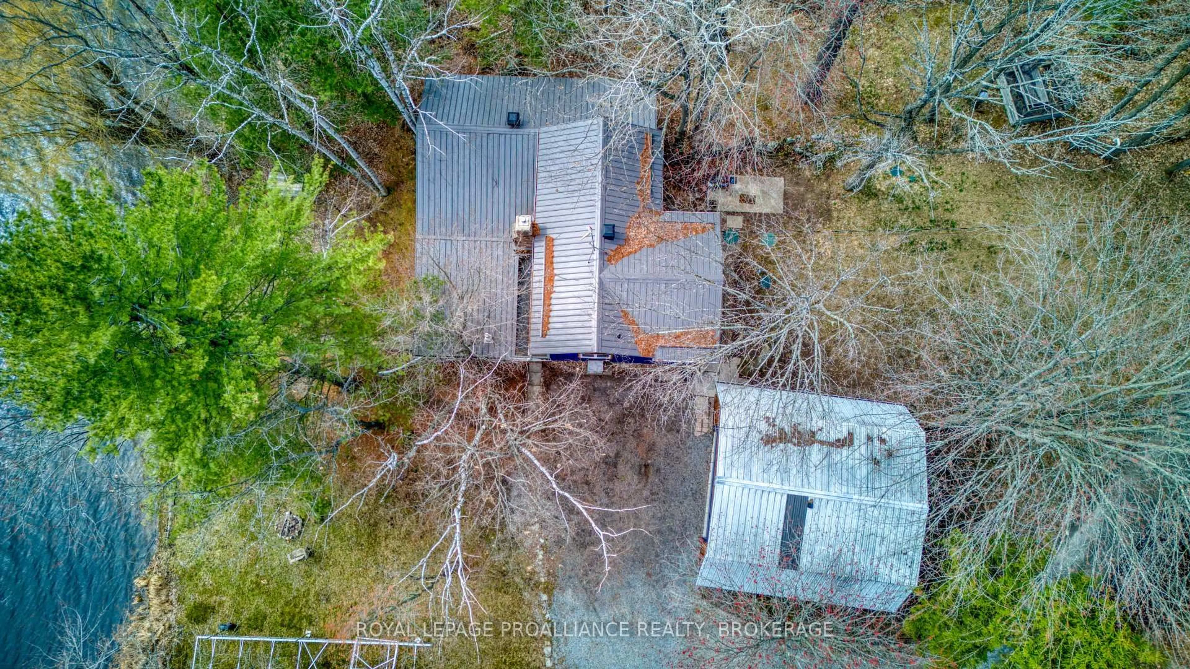 A pic from outside/outdoor area/front of a property/back of a property/a pic from drone, building for 1198 Narrows Lane, Perth Road Ontario K0H 2L0