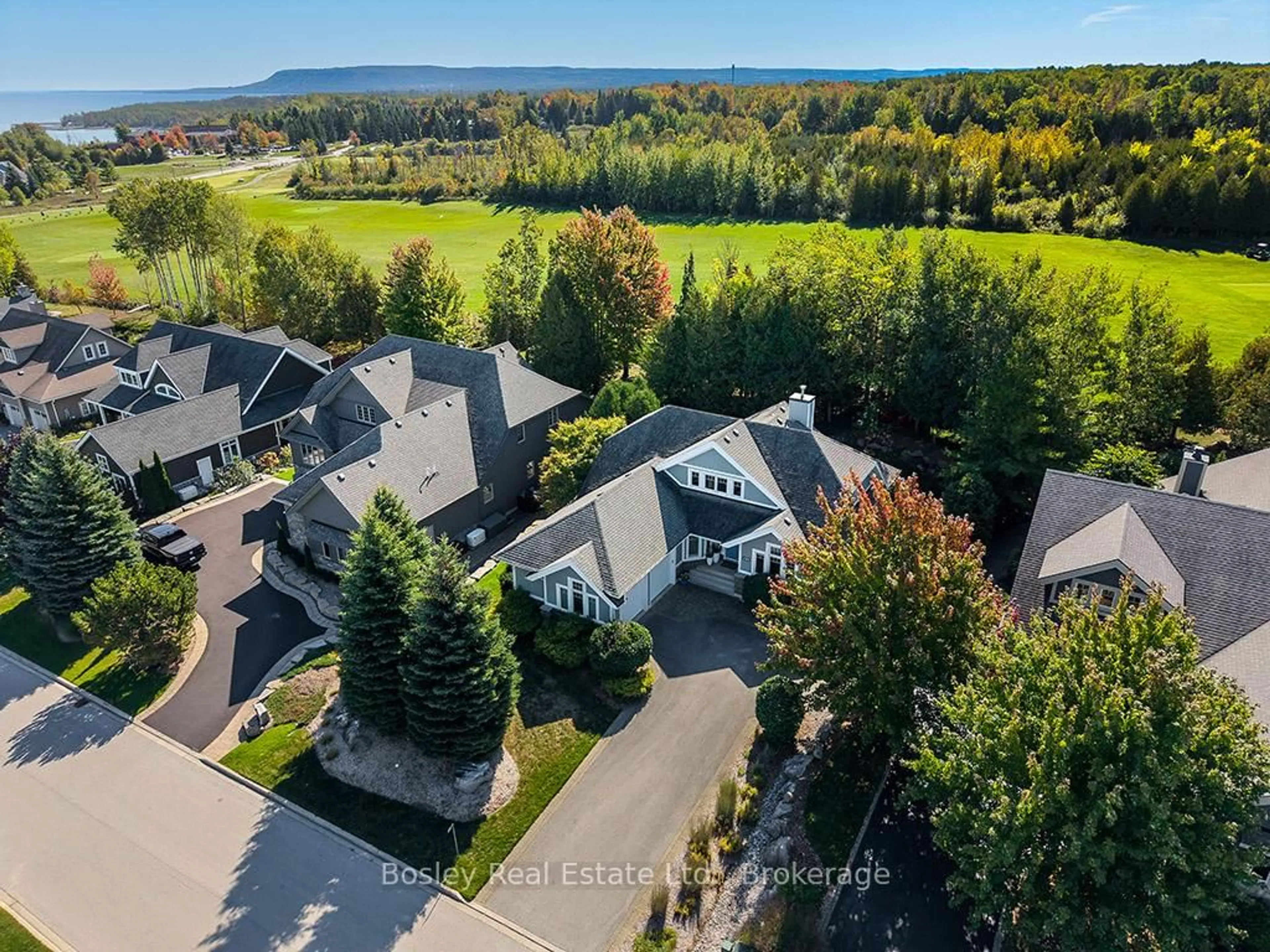 A pic from outside/outdoor area/front of a property/back of a property/a pic from drone, mountain view for 124 LANDRY Lane, Blue Mountains Ontario N0H 2P0