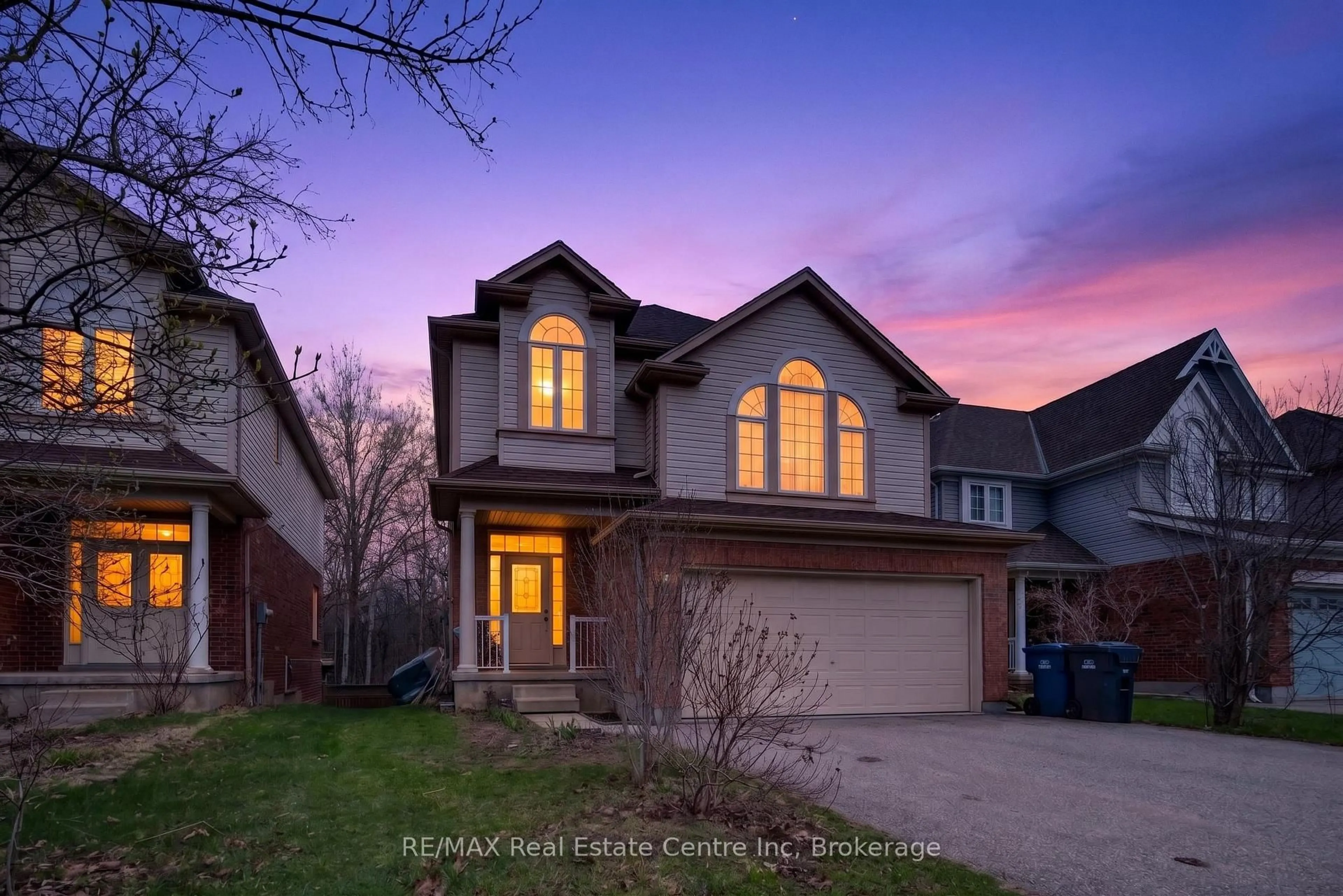 Home with brick exterior material, street for 29 Milson Cres, Guelph Ontario N1C 1G9