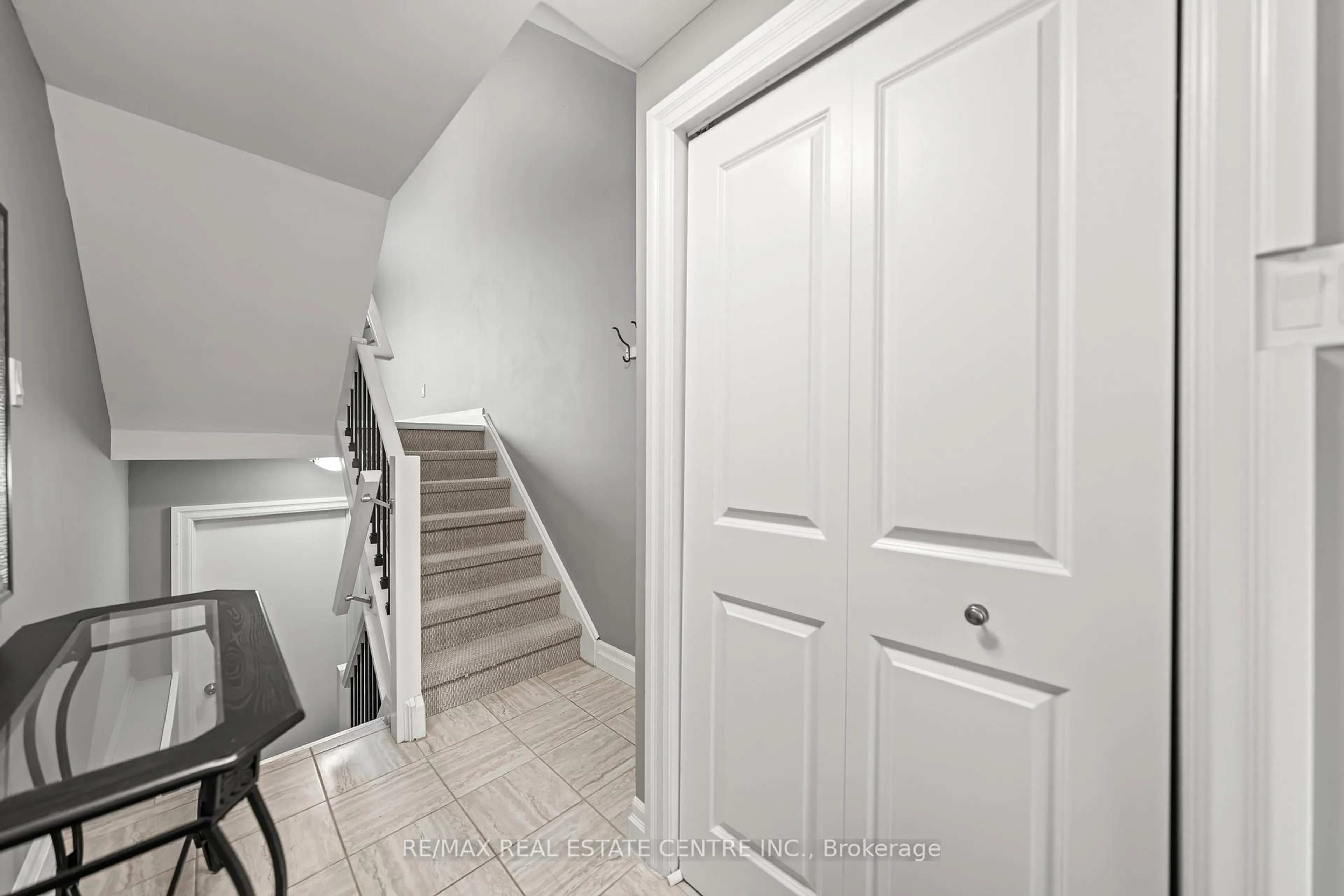 Unknown for 230 Blair Rd #5, Cambridge Ontario N1S 2J8