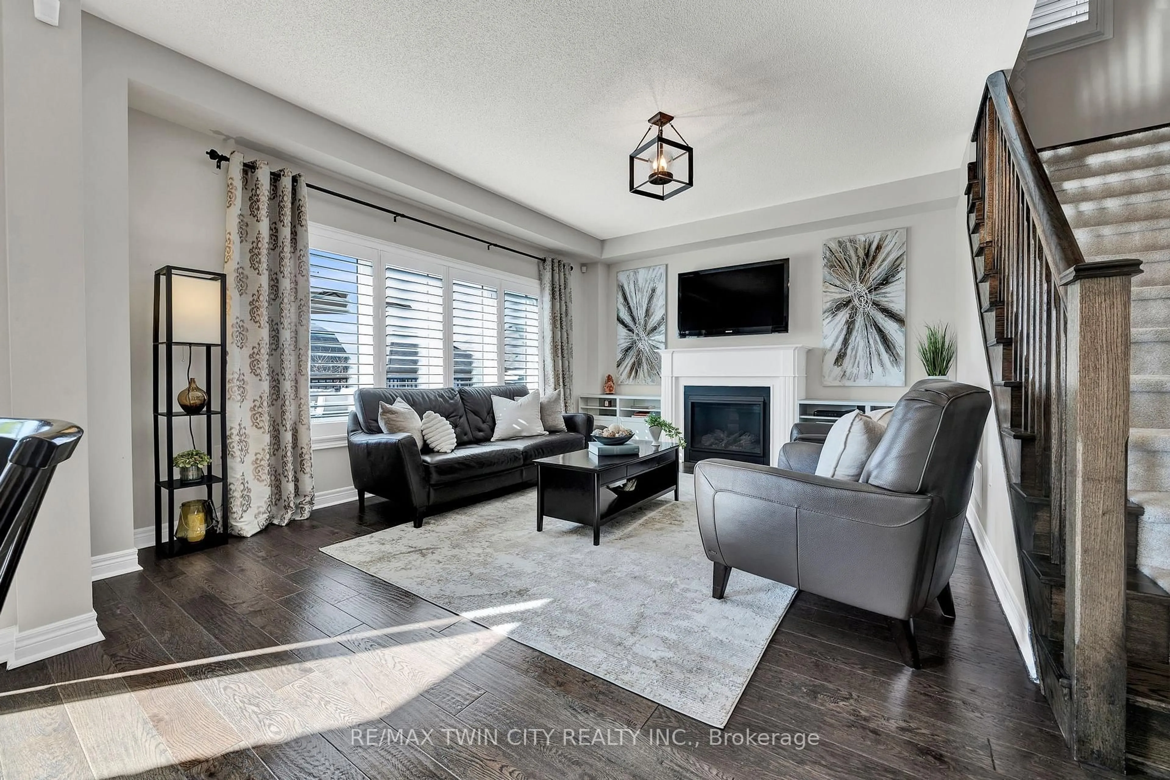 Living room with furniture, unknown for 15 Pieter Vos Dr, Kitchener Ontario N2P 0G1