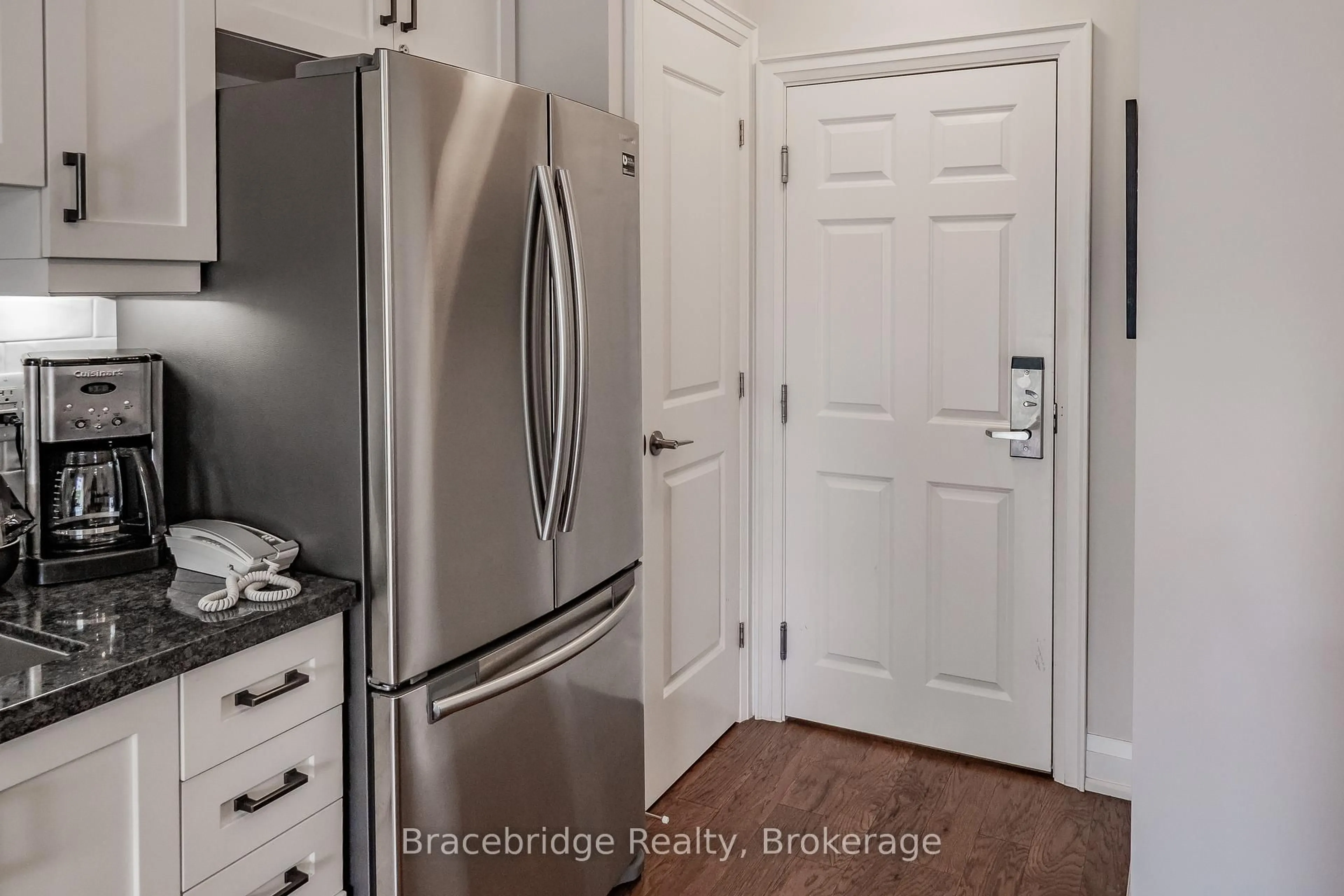 Unknown for 1869 Muskoka Rd 118 Highway #BHV-C101-A&B, Muskoka Lakes Ontario P1L 1W8