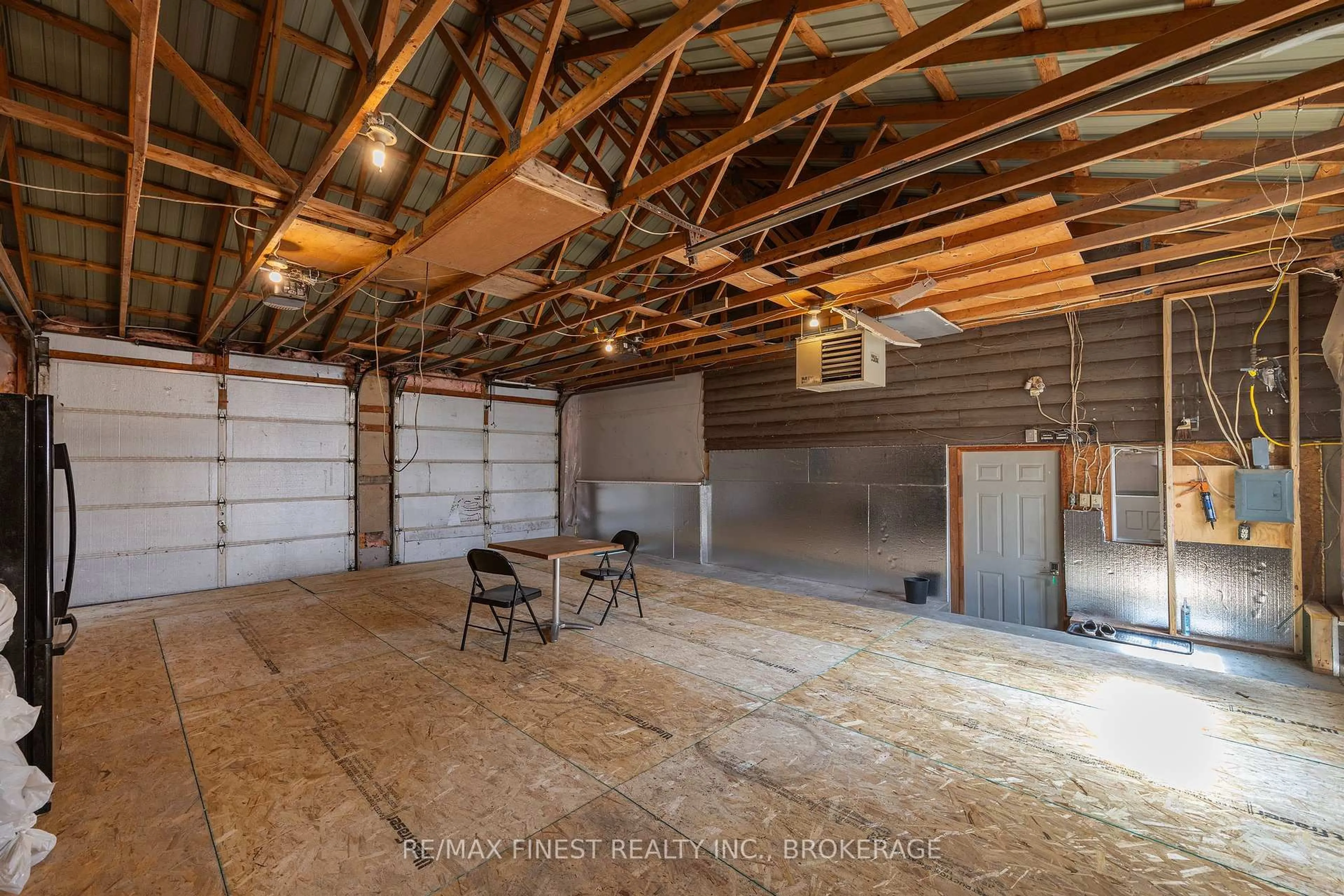 Indoor garage for 520 Park Rd, Yarker Ontario K0K 3N0